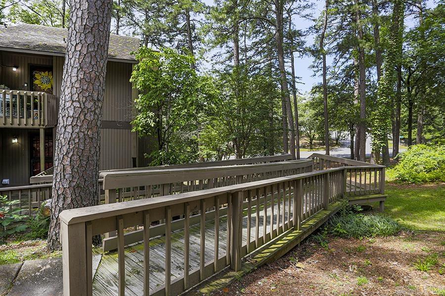 FOREST HILL COND - Residential