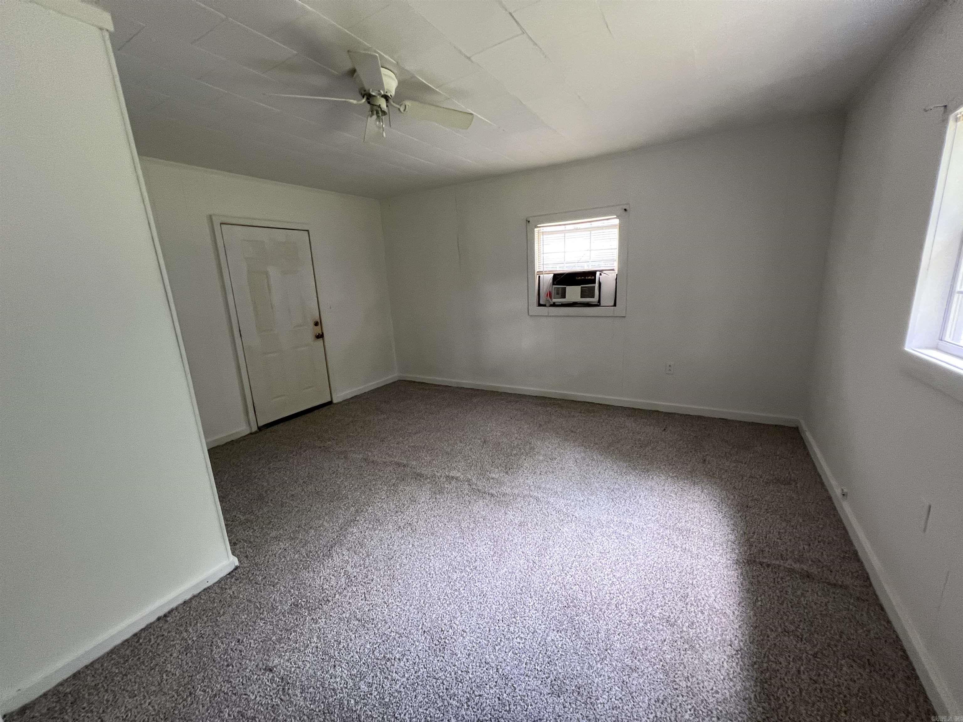 GRESHAMS ADDN - Residential