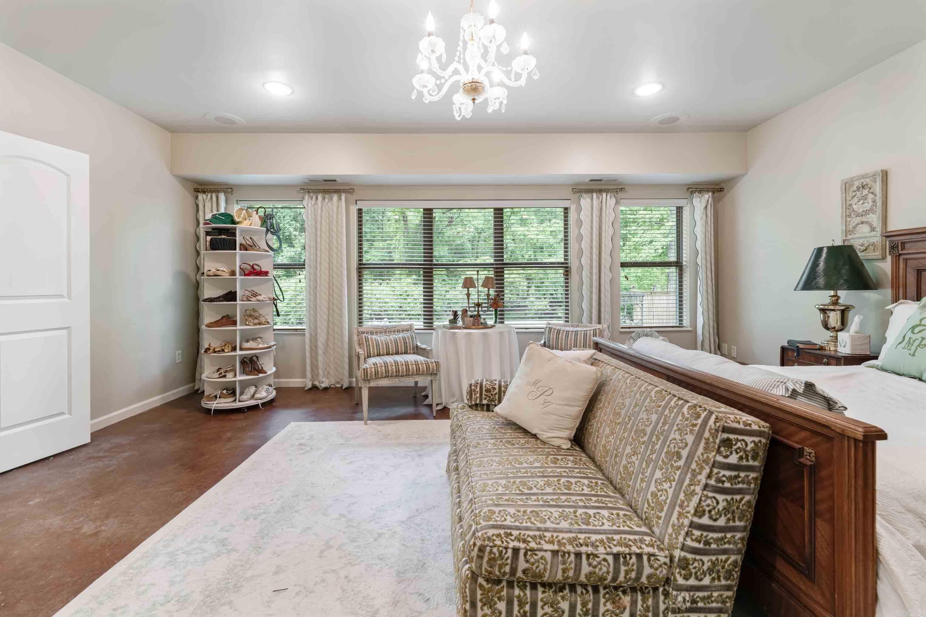 OVERBROOK - Residential