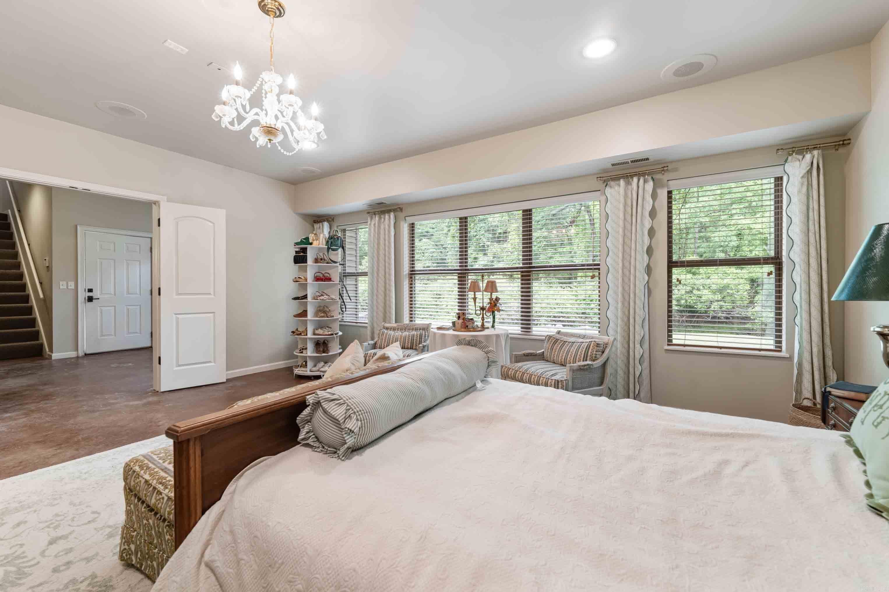 OVERBROOK - Residential