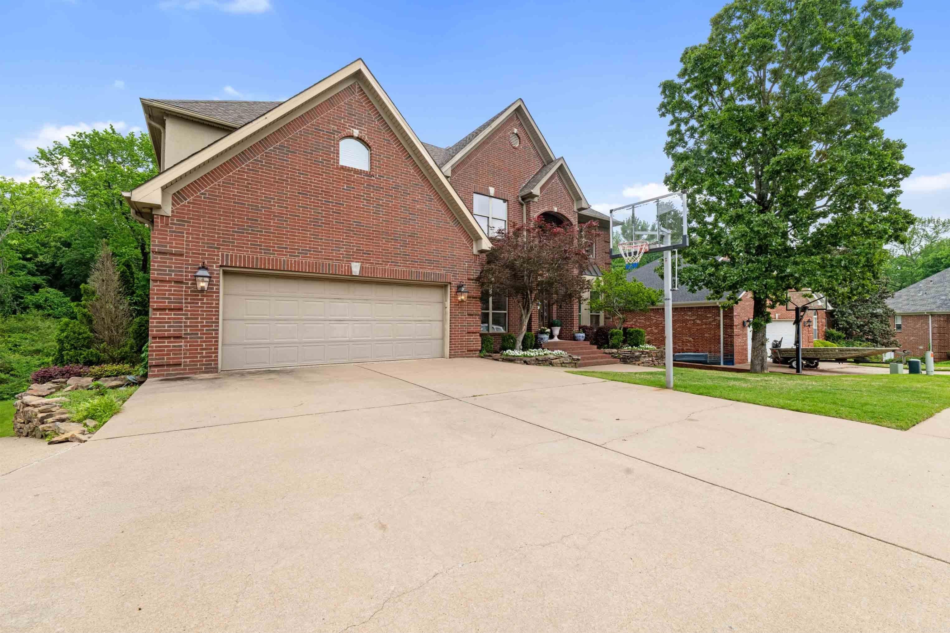 OVERBROOK - Residential