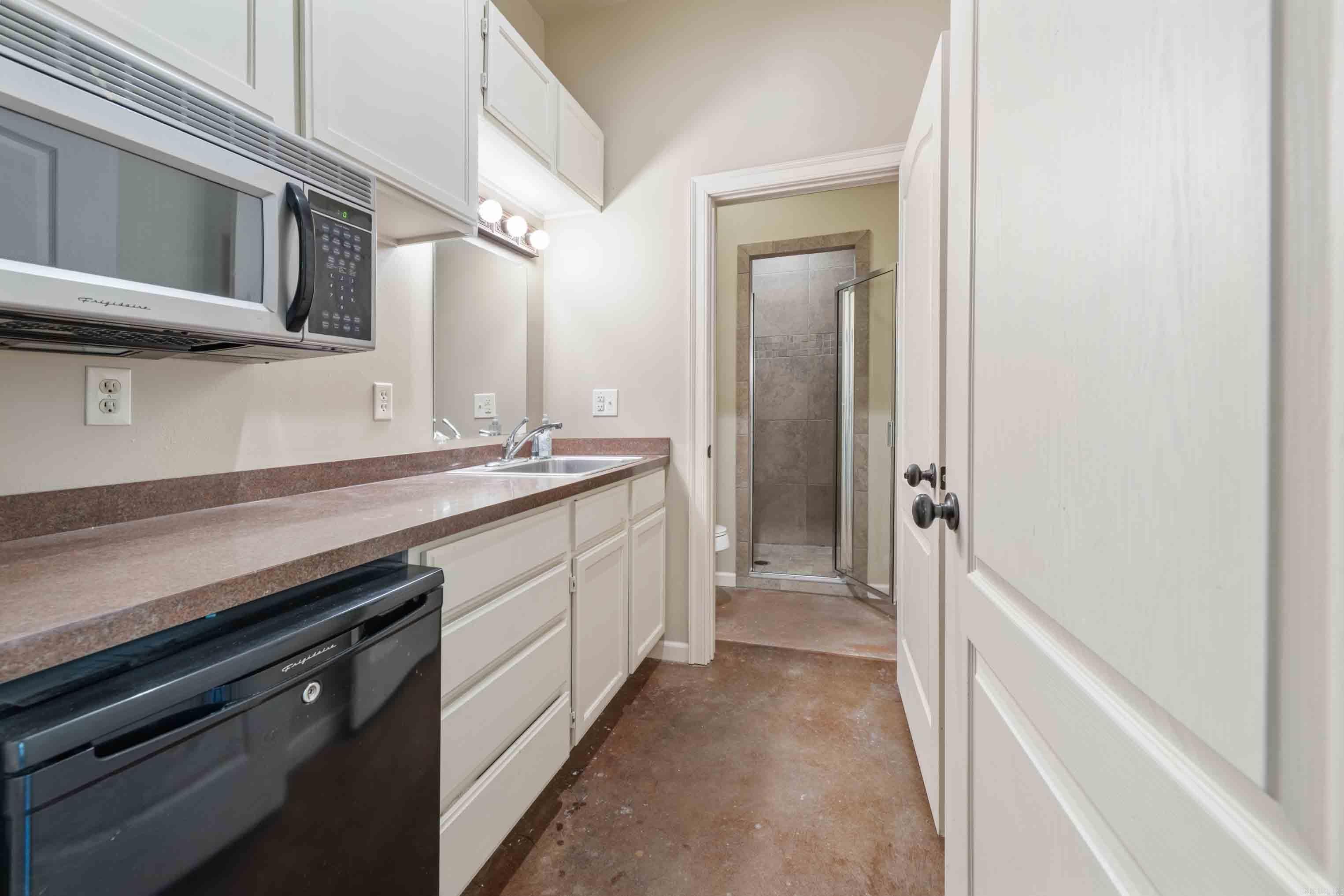 OVERBROOK - Residential