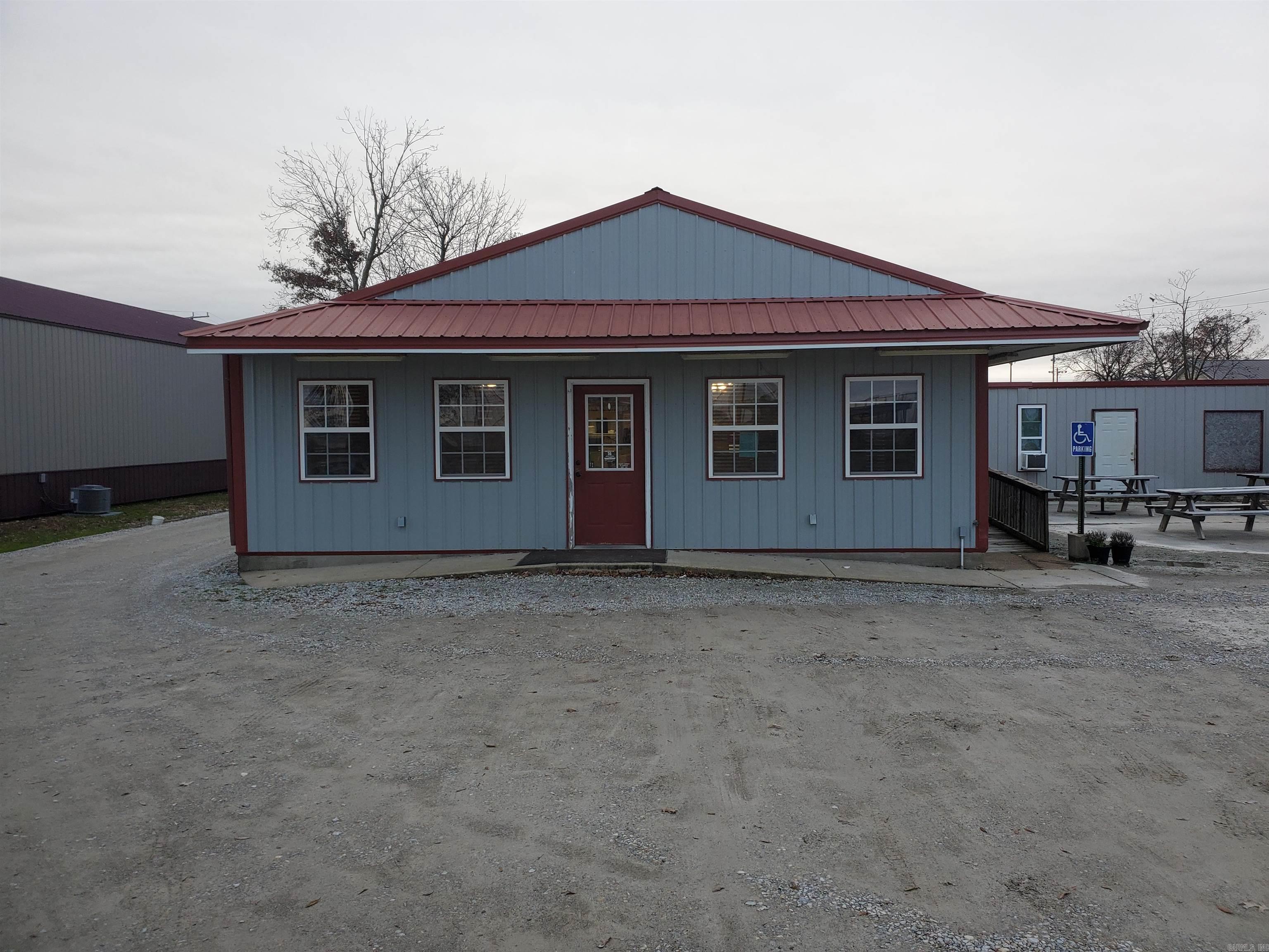 A major piece of Piggott "americana" has just been listed. From Paw an Granny's, to Hog Wild BBQ and Catering, to Pork 'N Stuff BBQ, 1259 E. Main St. has been a major staple in Piggott, AR for over 2 decades. This establishment's contribution to the community through the years is second to none. From being the gathering spot for that early morning cup of coffee to feeding our student athletes pre-game meals and everything in between, Pork 'N Stuff has been one of the blessings in our community that makes small town living so great! The time has come to start a new chapter for this storied business. Pork 'N Stuff will remain open and continue to serve the community during this transition. It is being sold as turn-key ready! Walk in and go to work serving the community!