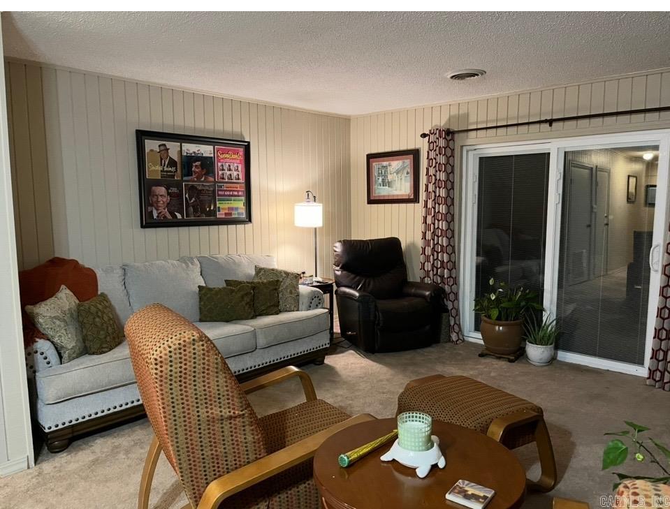LAKEWOOD HILLS CONDO - Residential
