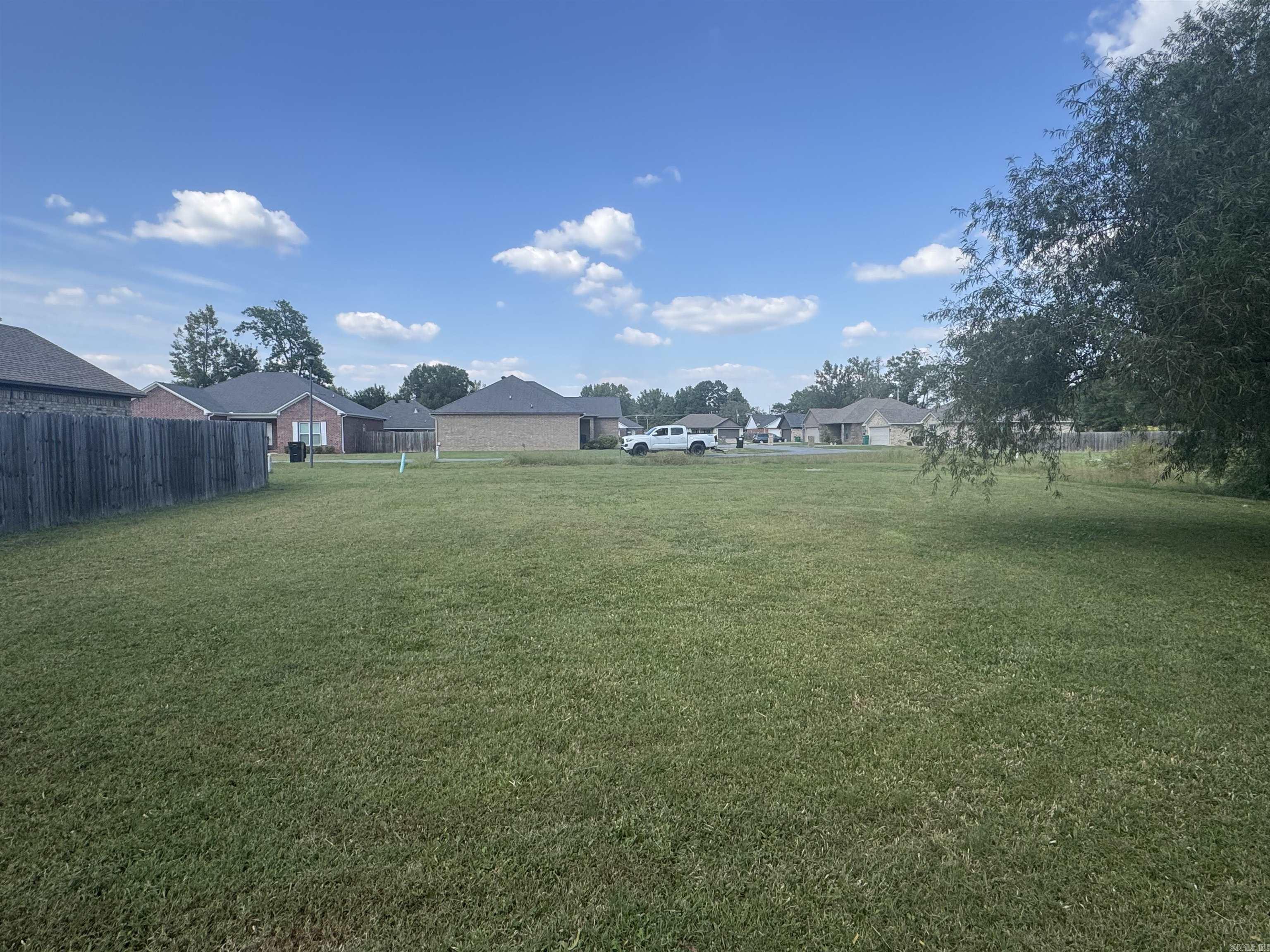 Eaglebrook Estates - Land
