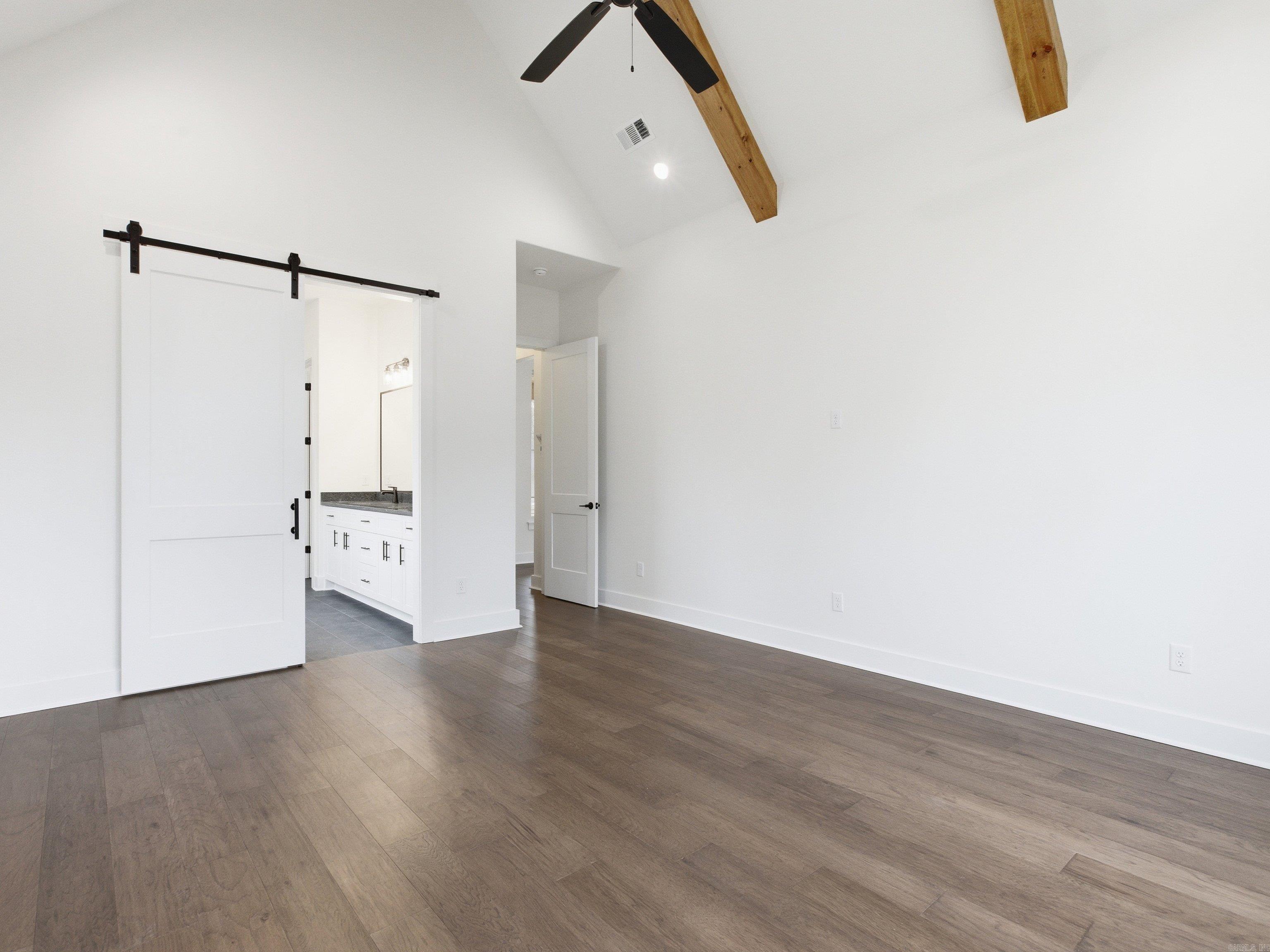 AVILLA MANOR - Residential