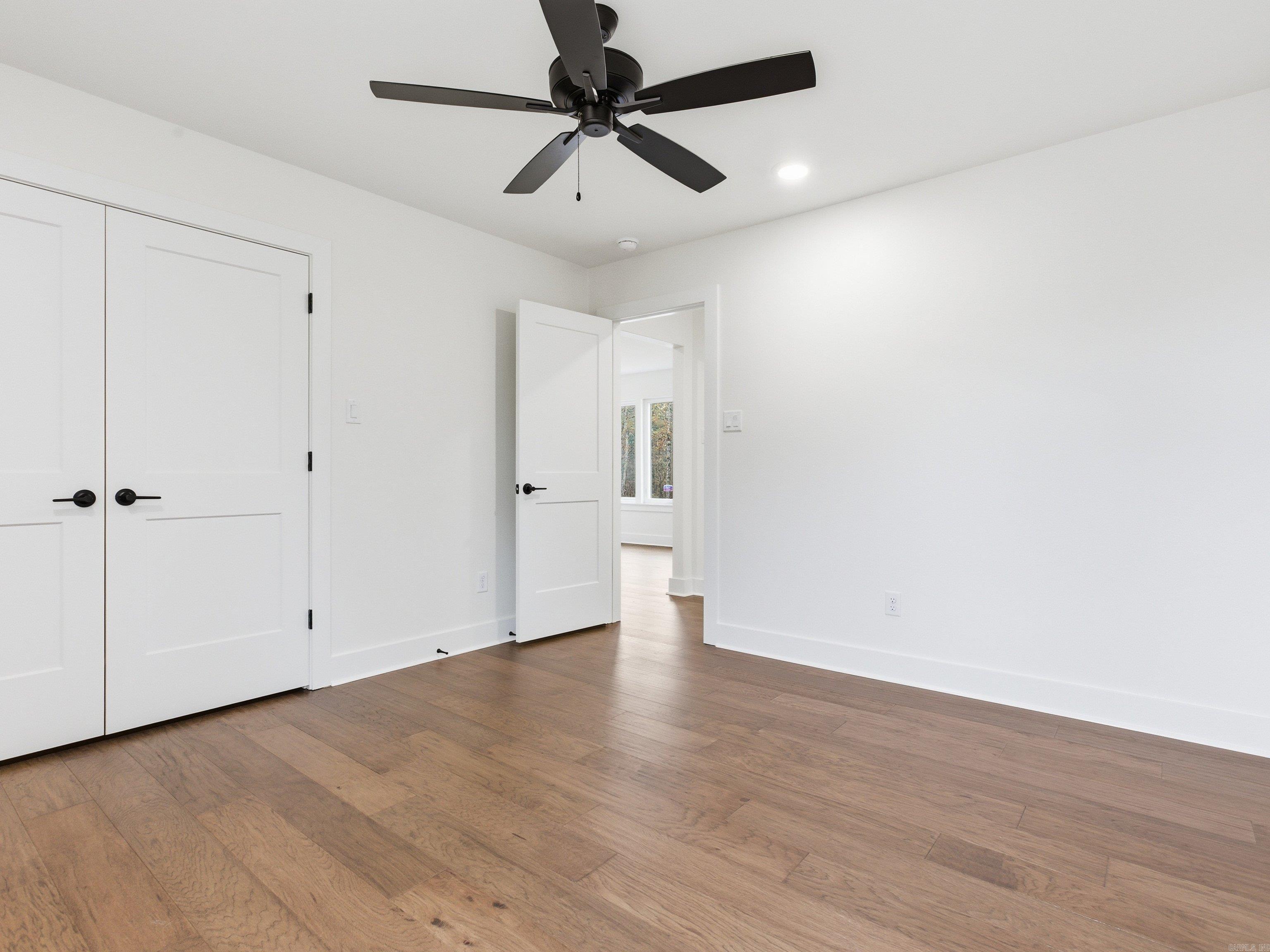 AVILLA MANOR - Residential