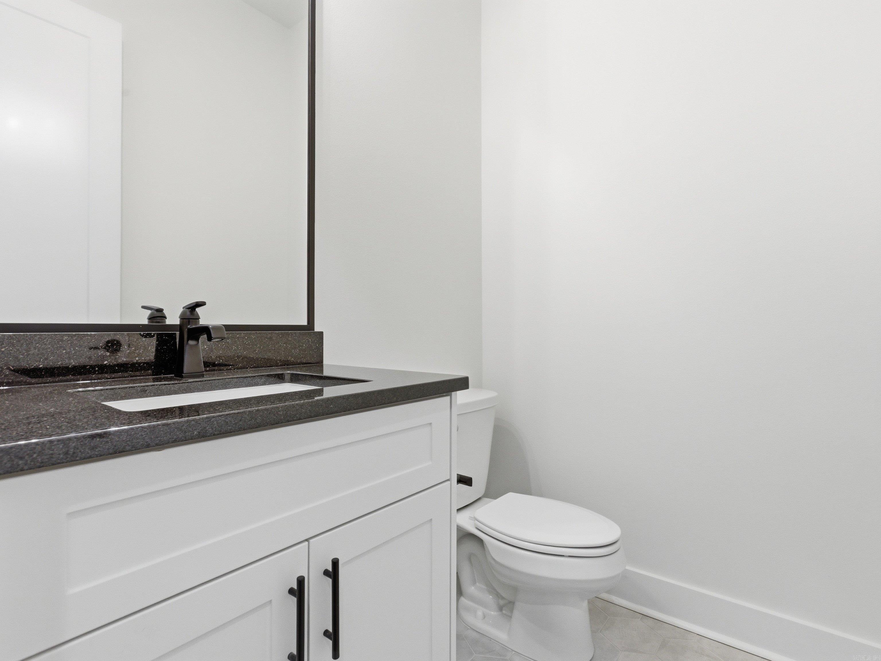 AVILLA MANOR - Residential