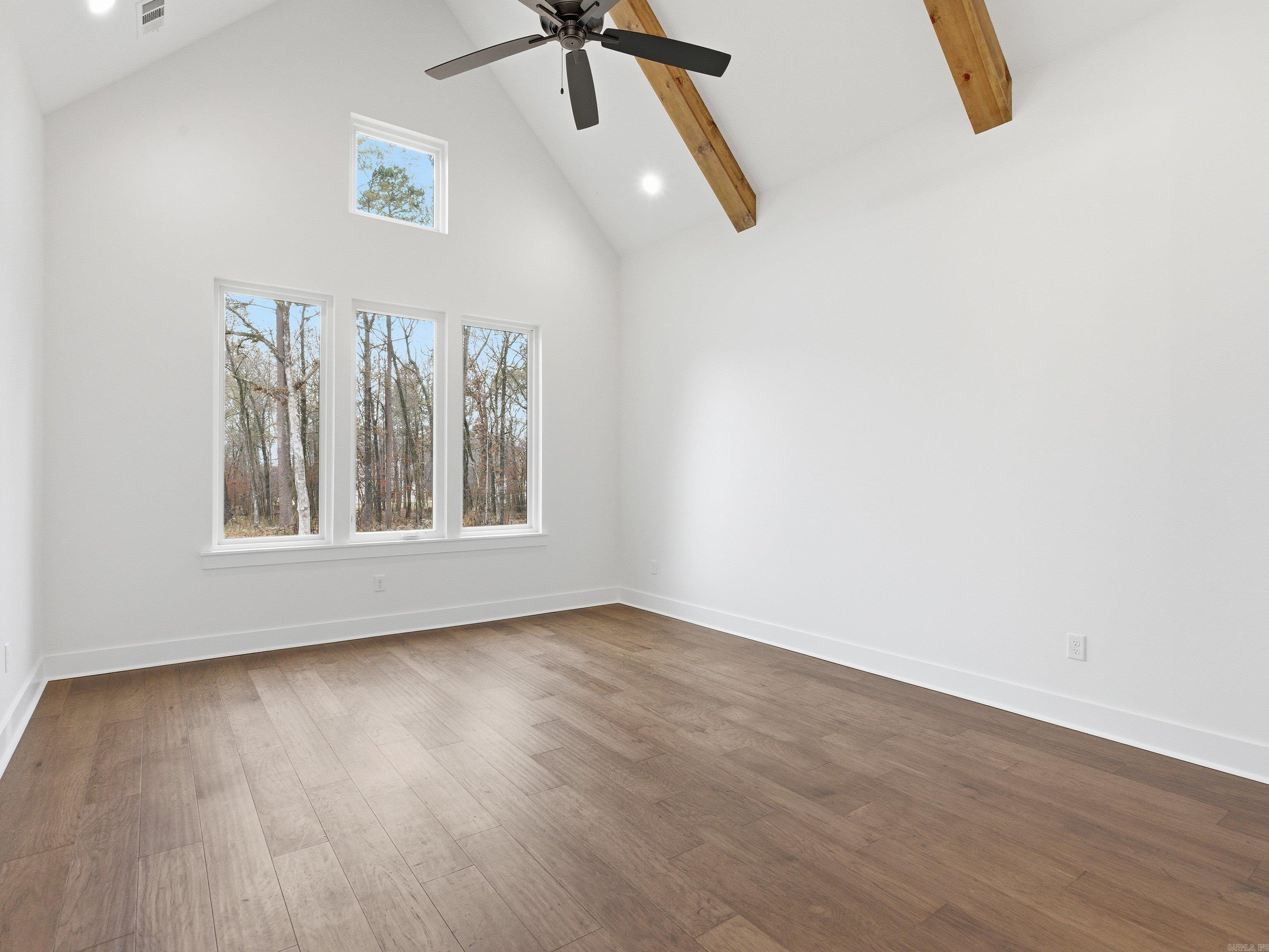 AVILLA MANOR - Residential