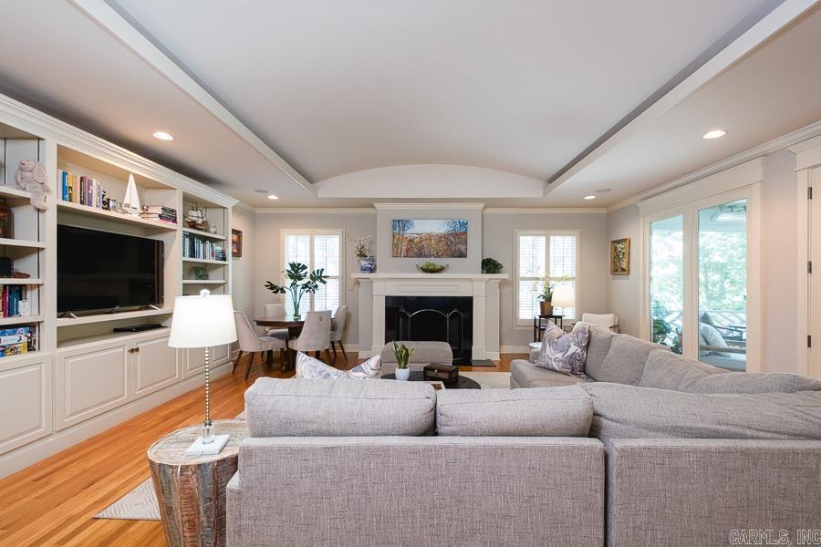 GRANDVIEW - Residential