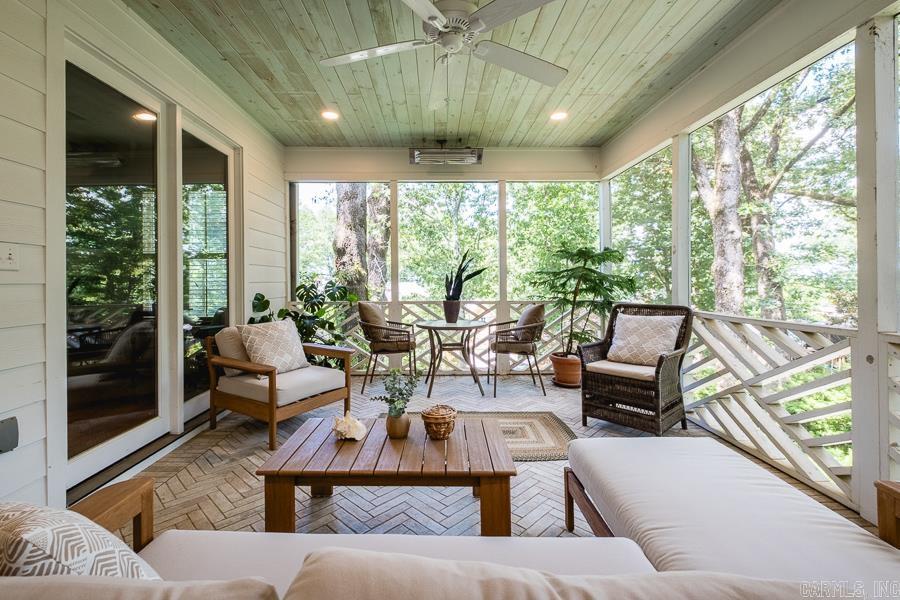 GRANDVIEW - Residential