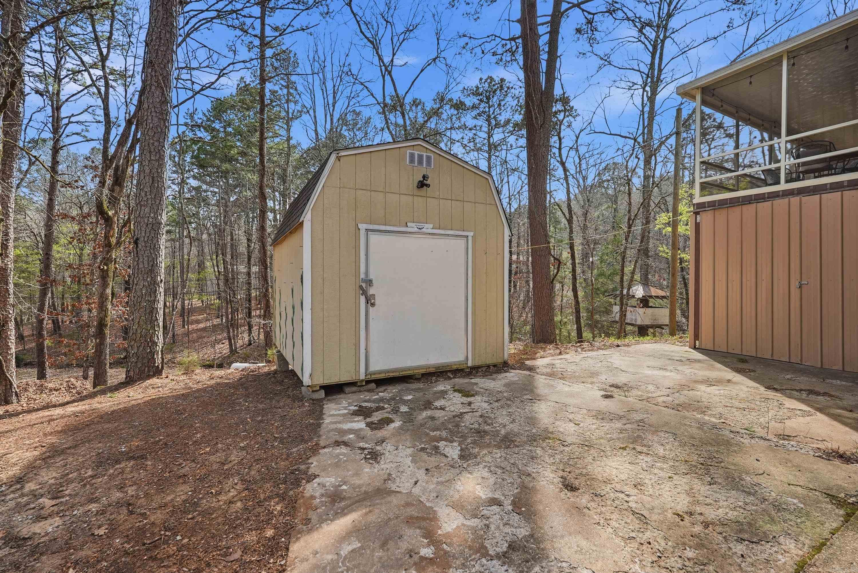 Lake View - Residential