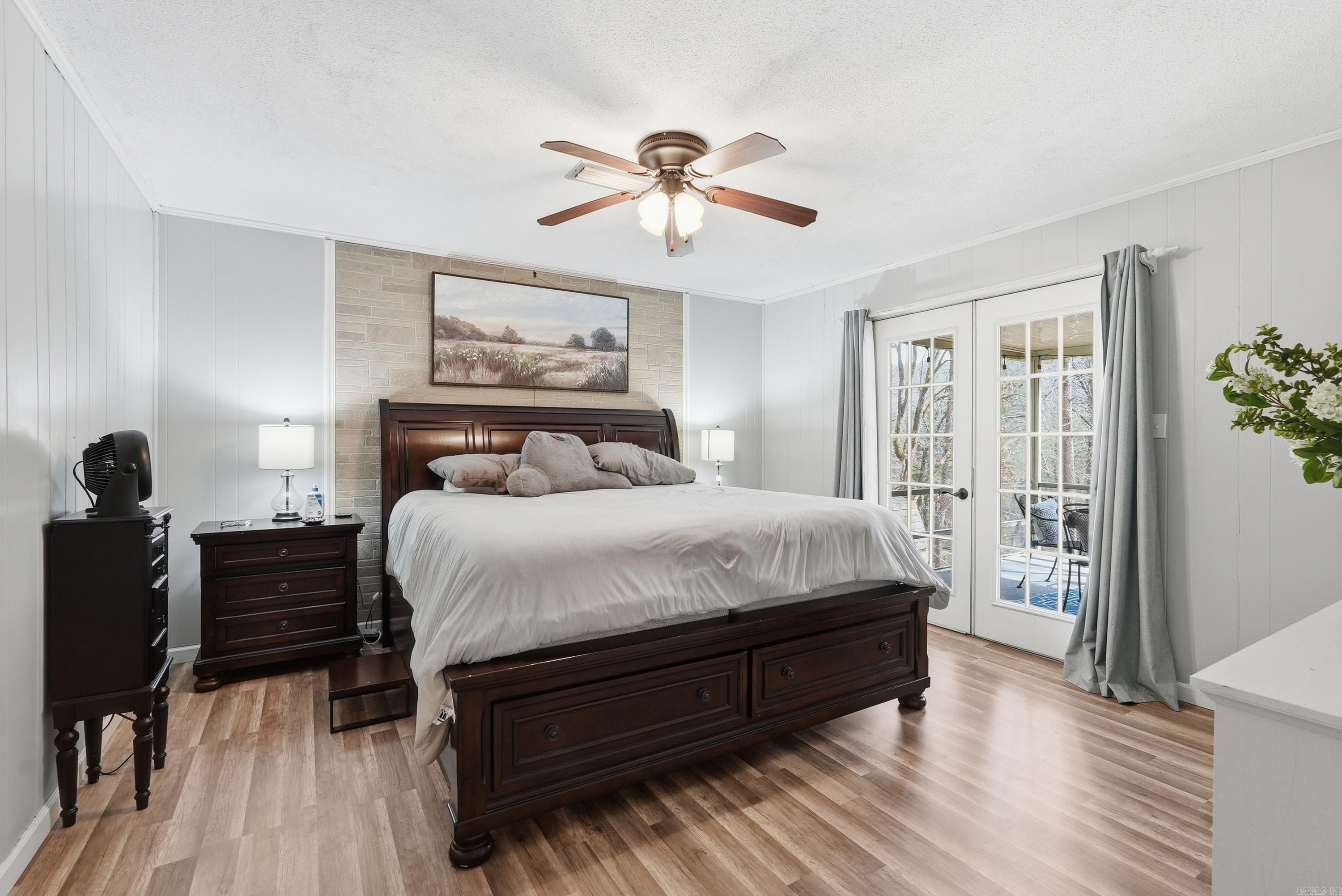 Lake View - Residential