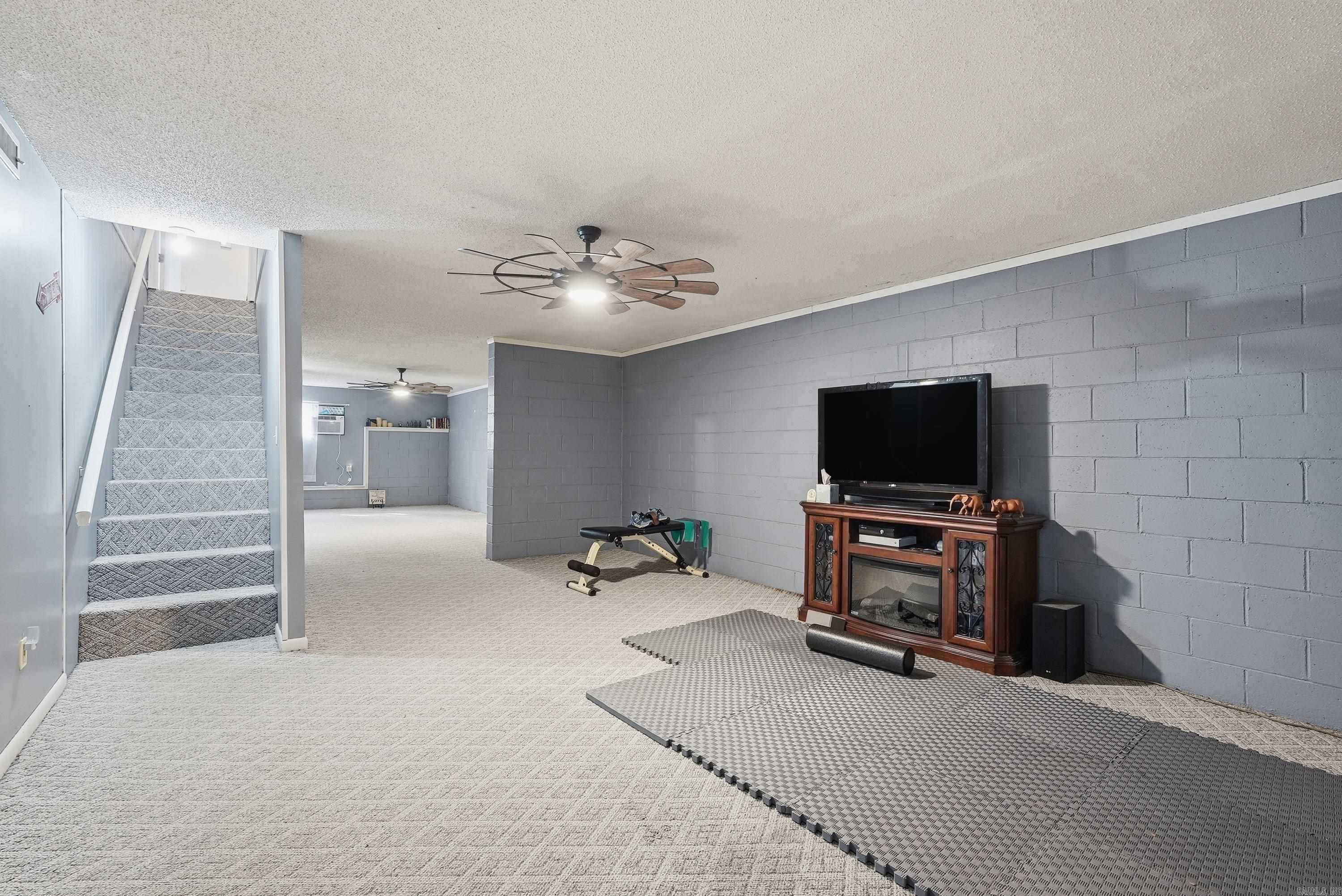 Lake View - Residential