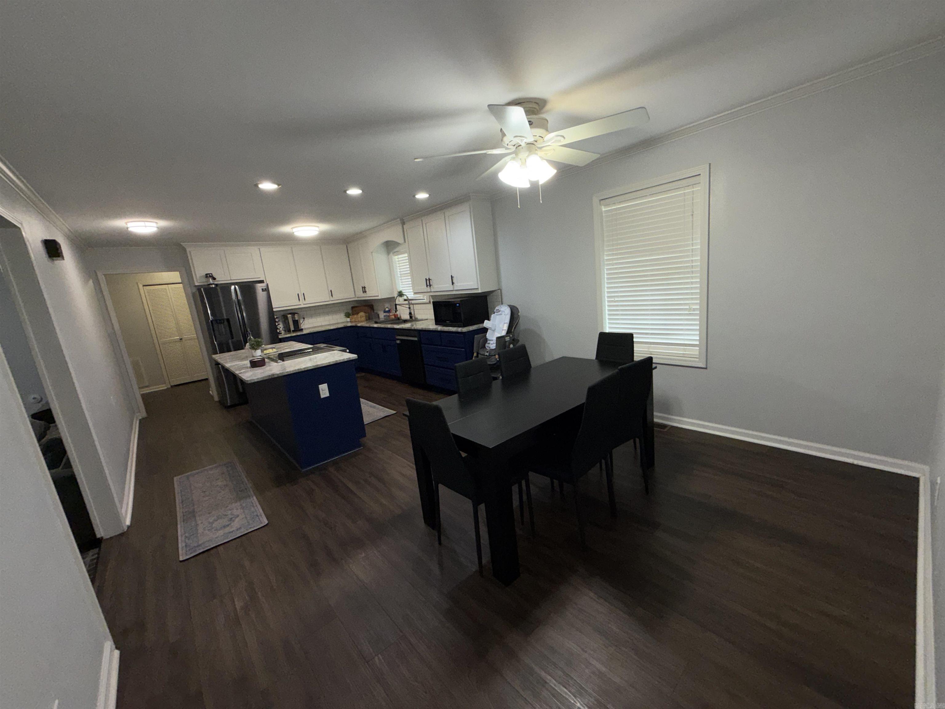 ALLENS HIGHWAY GARDENS - Residential