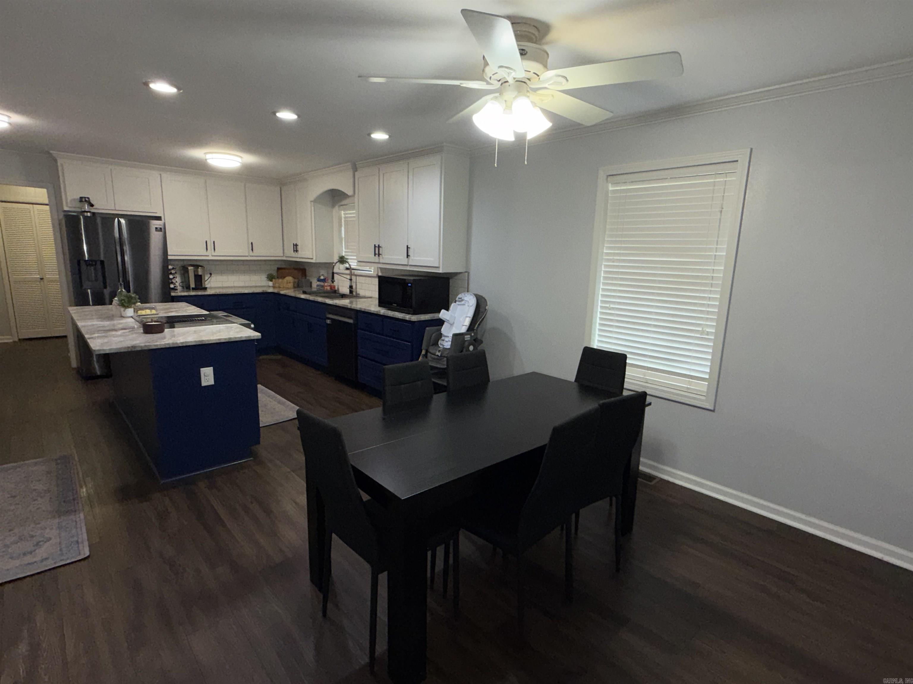 ALLENS HIGHWAY GARDENS - Residential