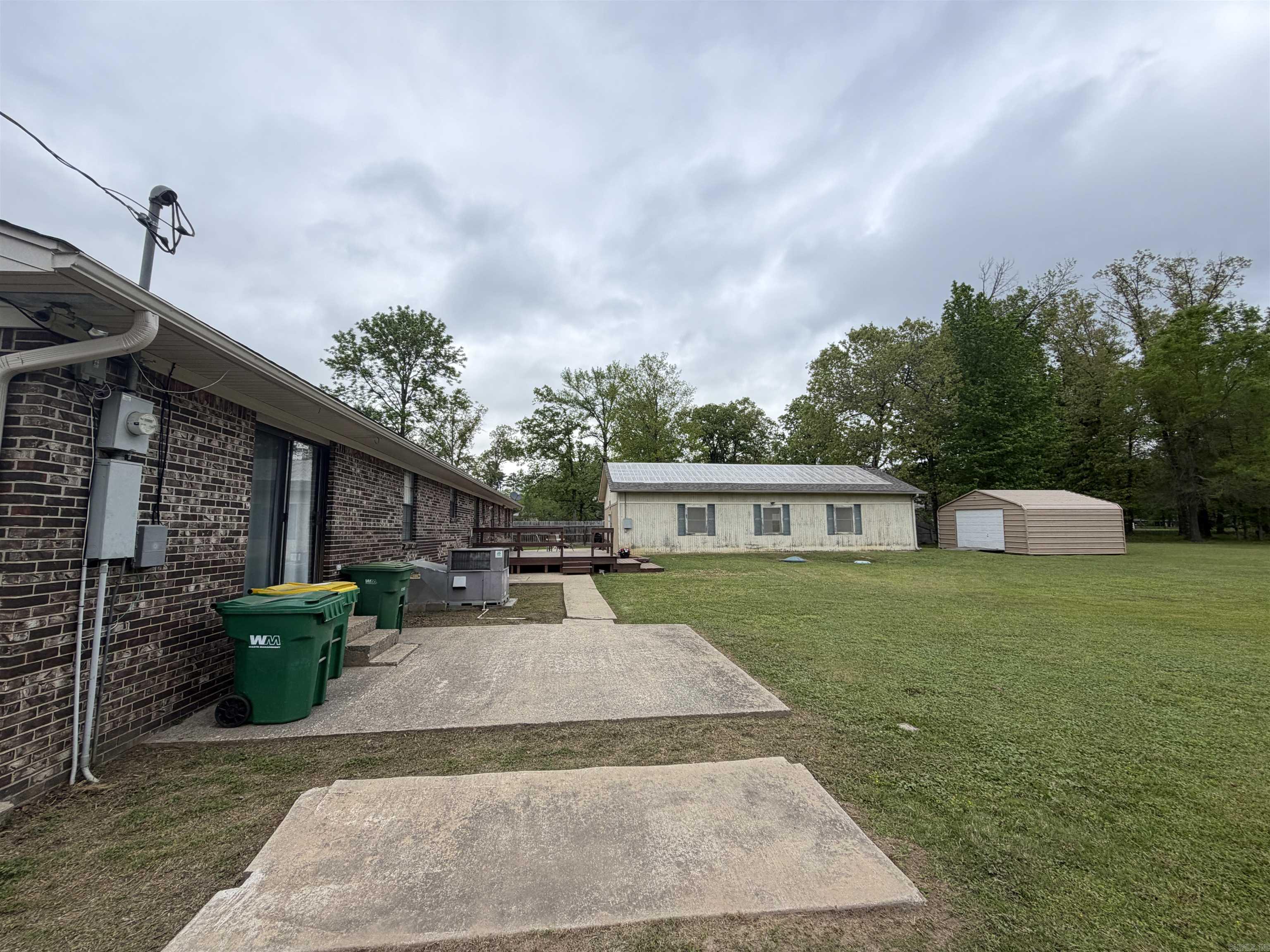 ALLENS HIGHWAY GARDENS - Residential