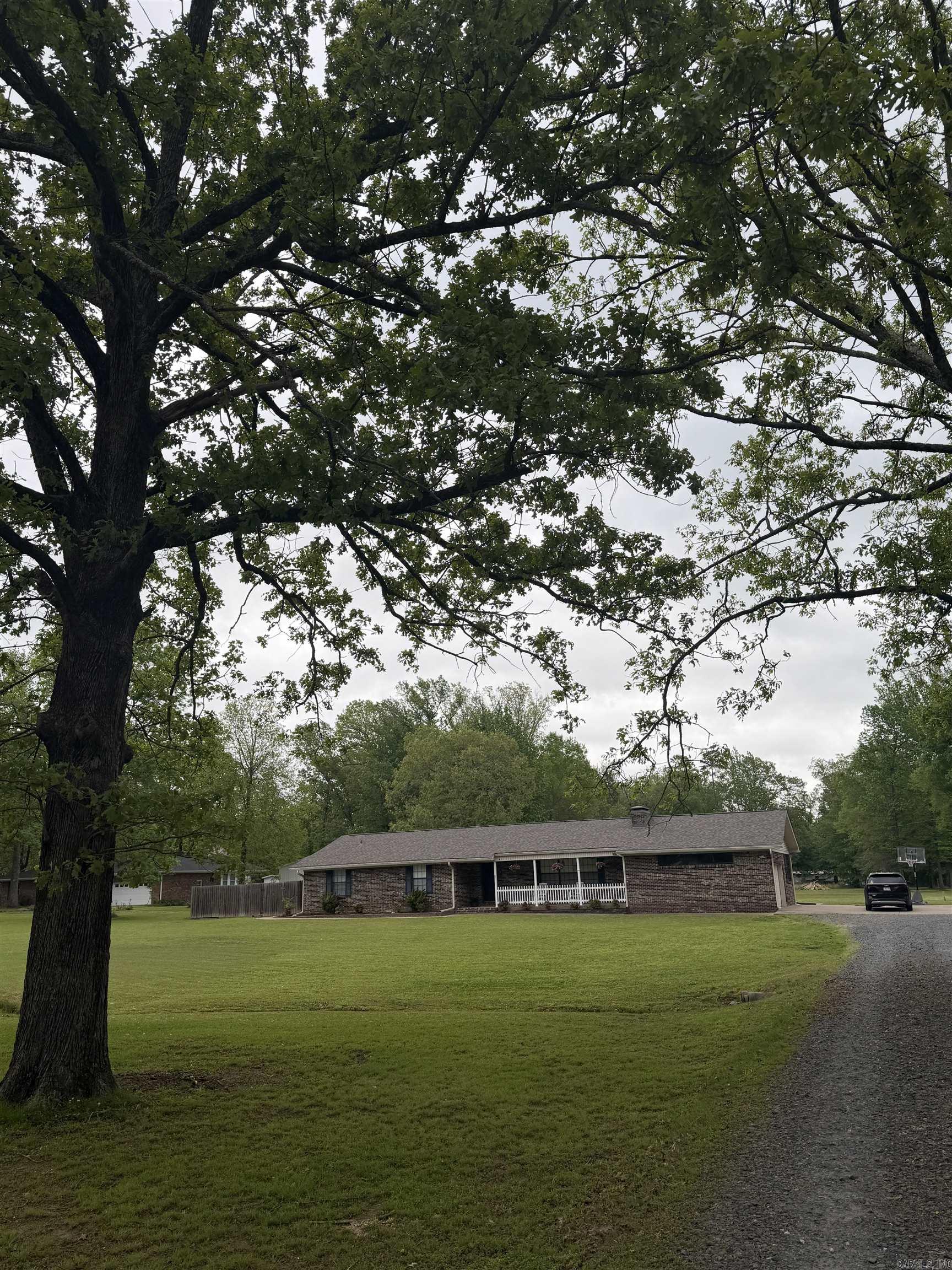 ALLENS HIGHWAY GARDENS - Residential