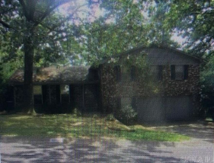 This home would be great for an investor looking for a project!!! Home is being sold AS-IS WHERE IS and there is no Property Disclosure available. This 4BR/2.5B home is conveniently located in the Midtown area in the popular Leawood neighborhood. Don't miss your chance to see this one before its gone. Please beware that there is a broken step on the back deck.