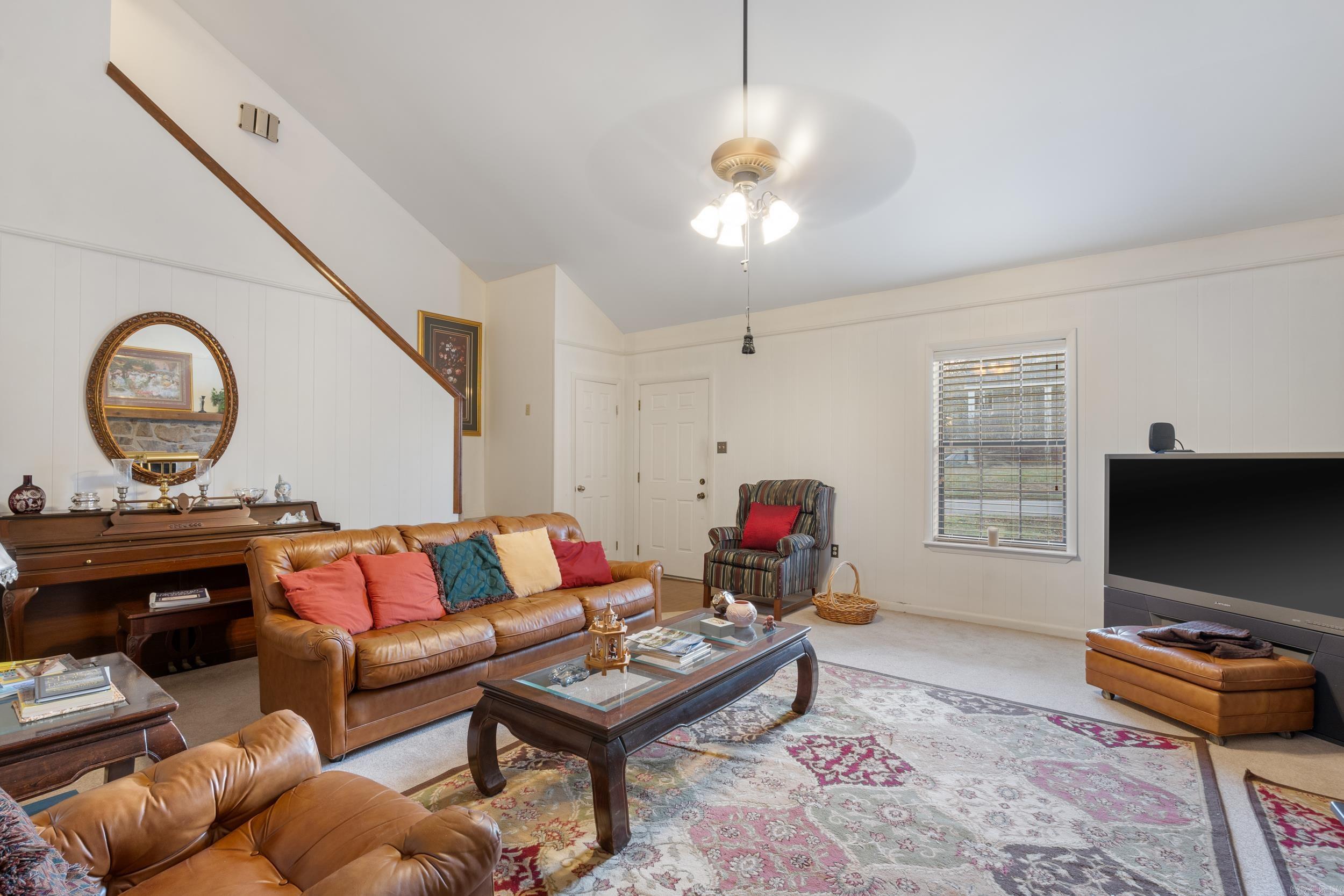 RANDOM OAKS VLY TO COOK MTN VG - Residential