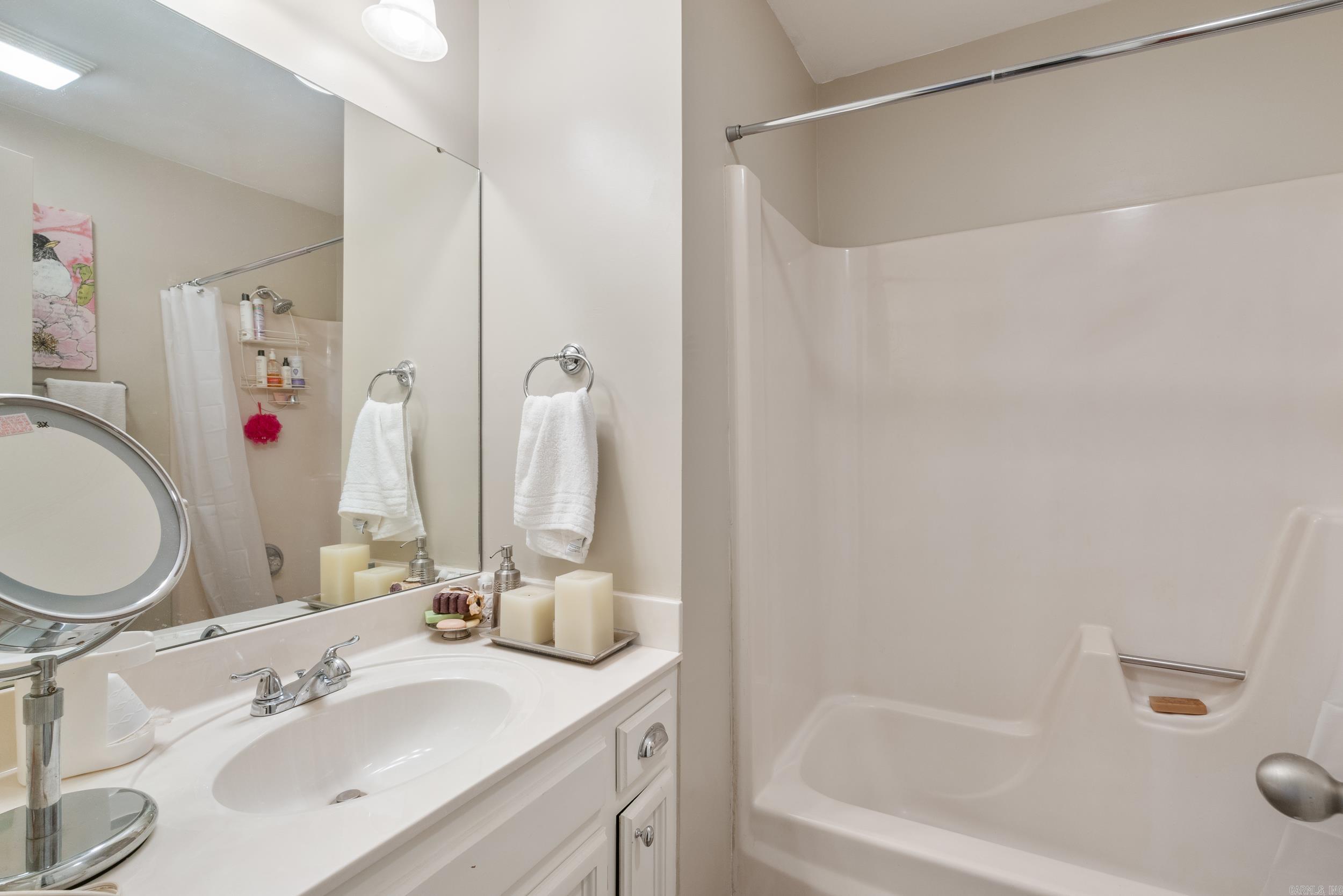 RANDOM OAKS VLY TO COOK MTN VG - Residential