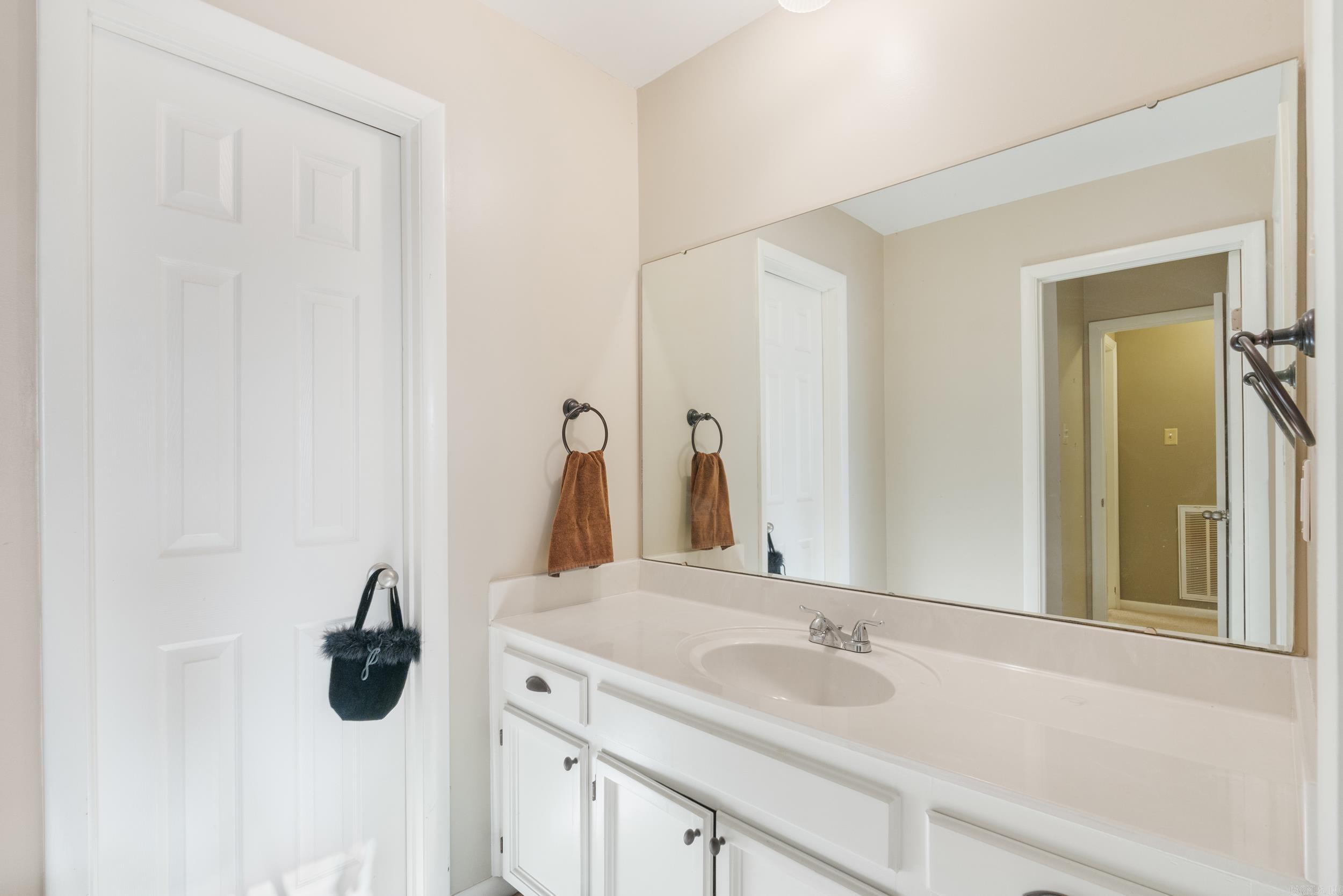 RANDOM OAKS VLY TO COOK MTN VG - Residential