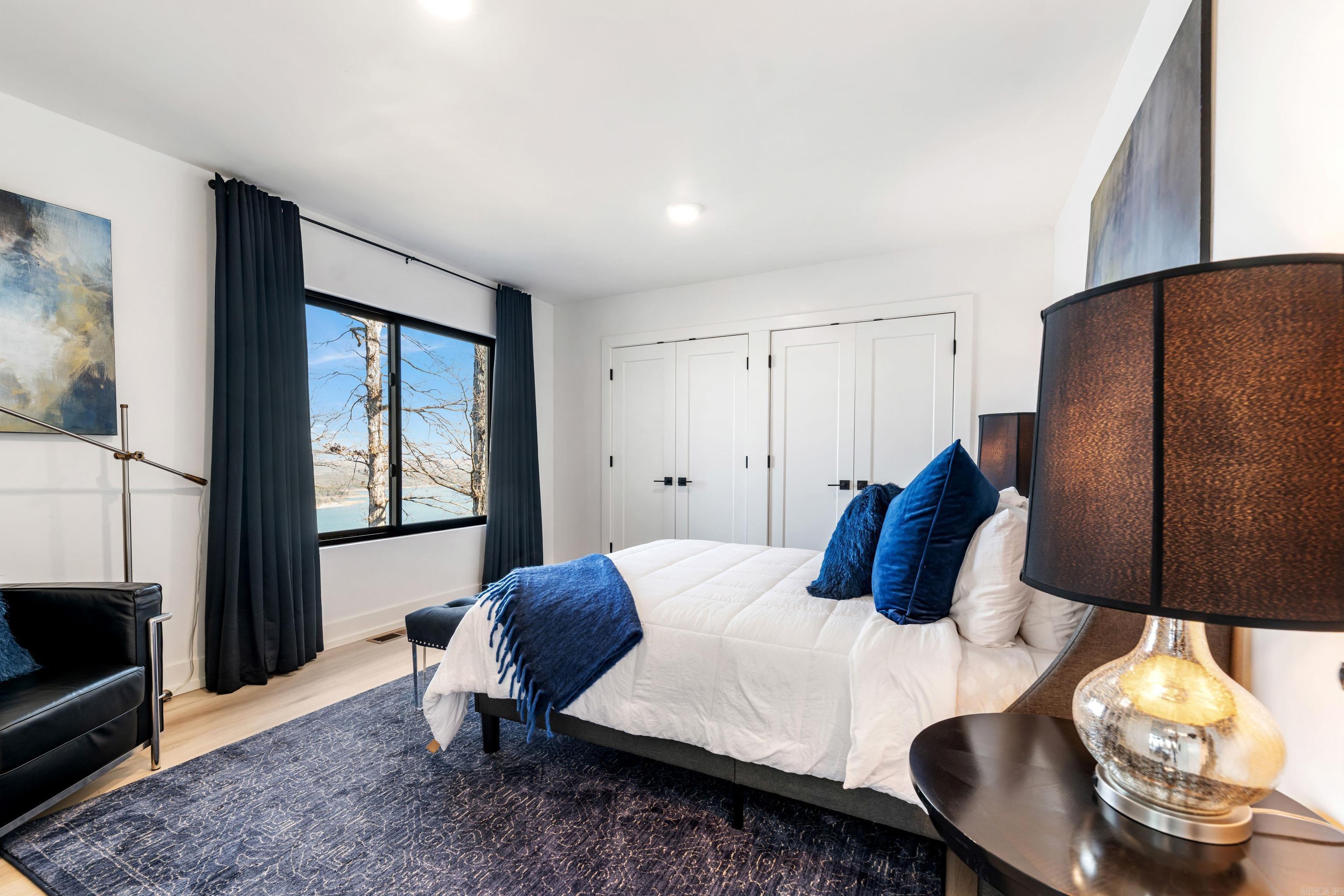 DIAMOND BLUFF ESTATES - Residential