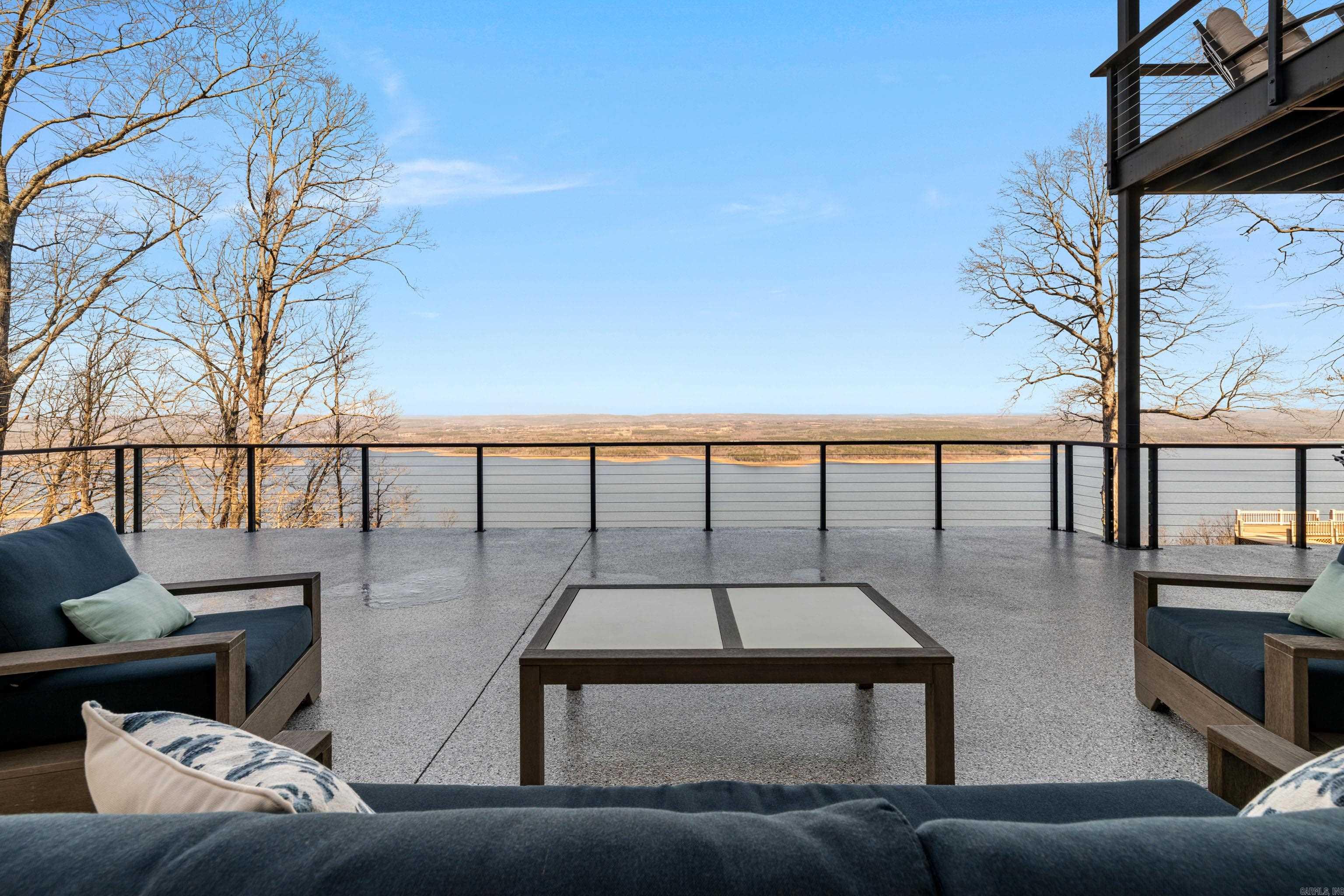 DIAMOND BLUFF ESTATES - Residential