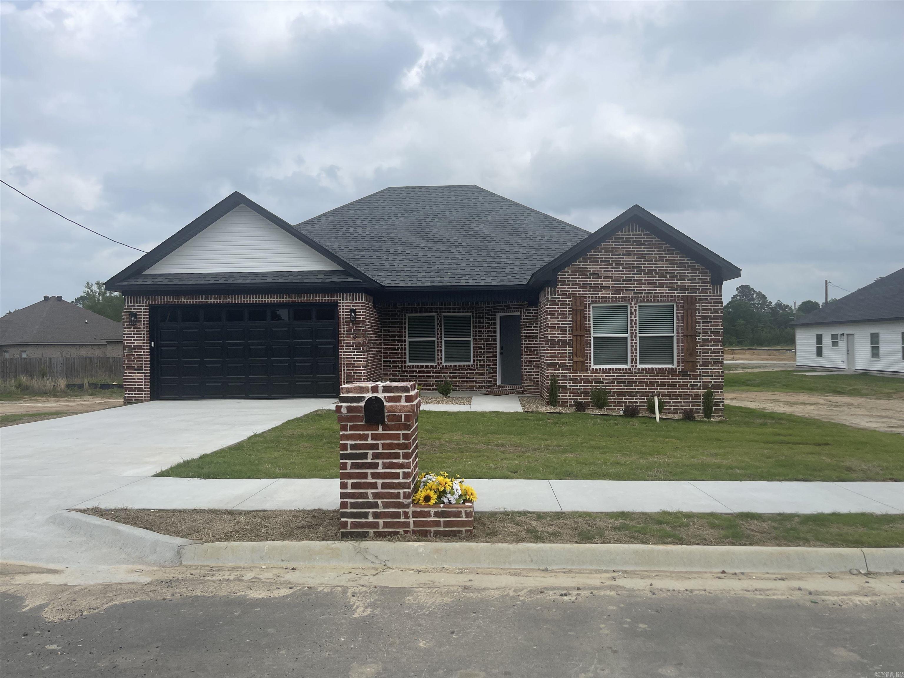 Springtree Villiage - Residential