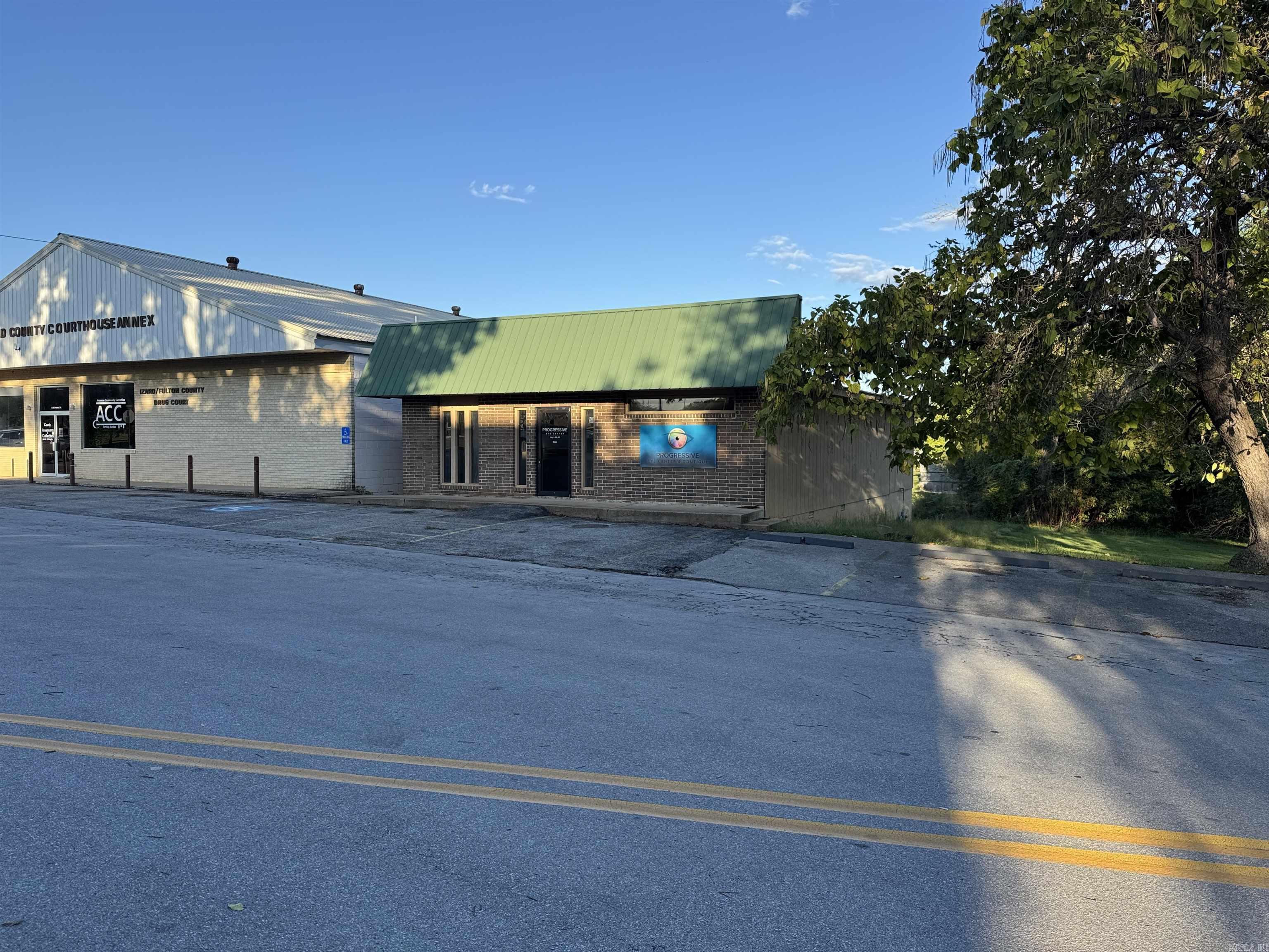 ORIGINAL TOWN - MELBOURNE - Commercial Sale