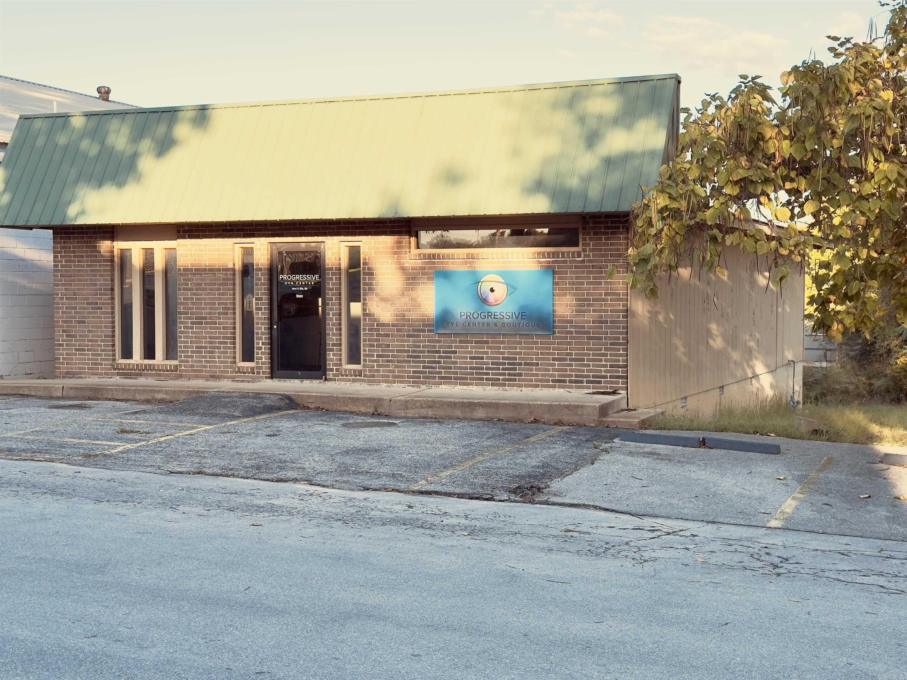 ORIGINAL TOWN - MELBOURNE - Commercial Sale