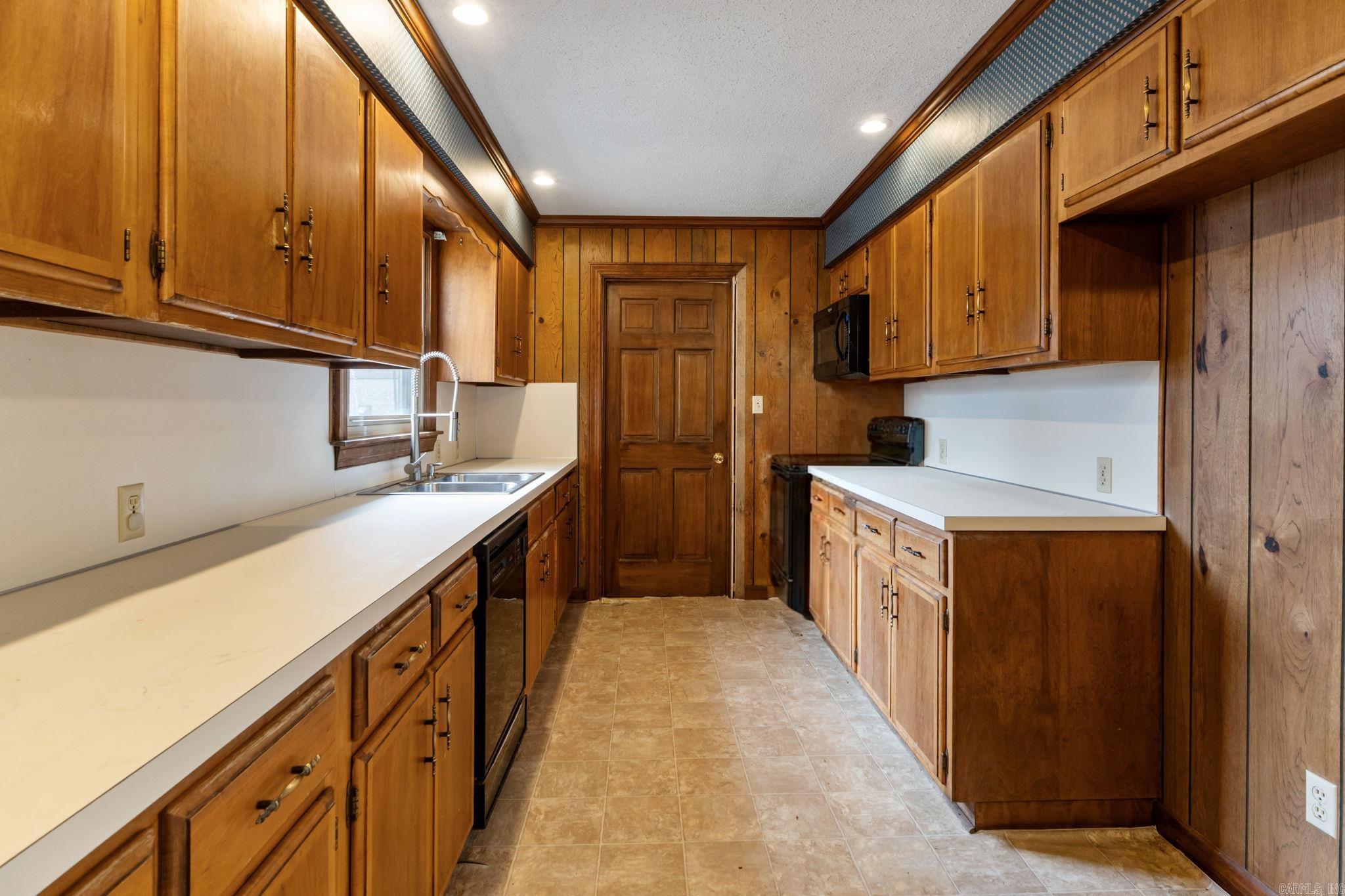 CHERRY CREEK ESTATES - Residential