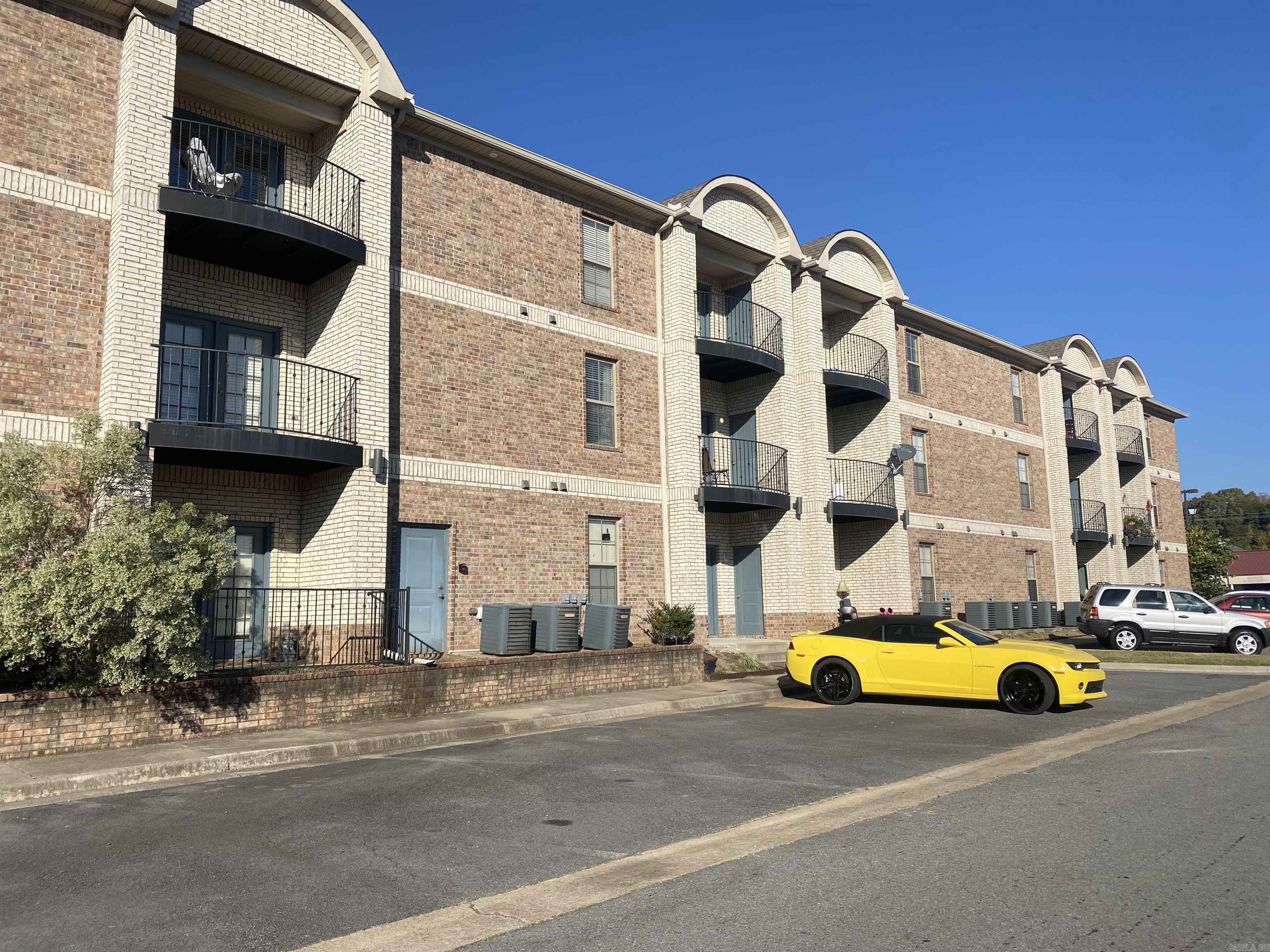 27 unit apartment complex sold before listed.