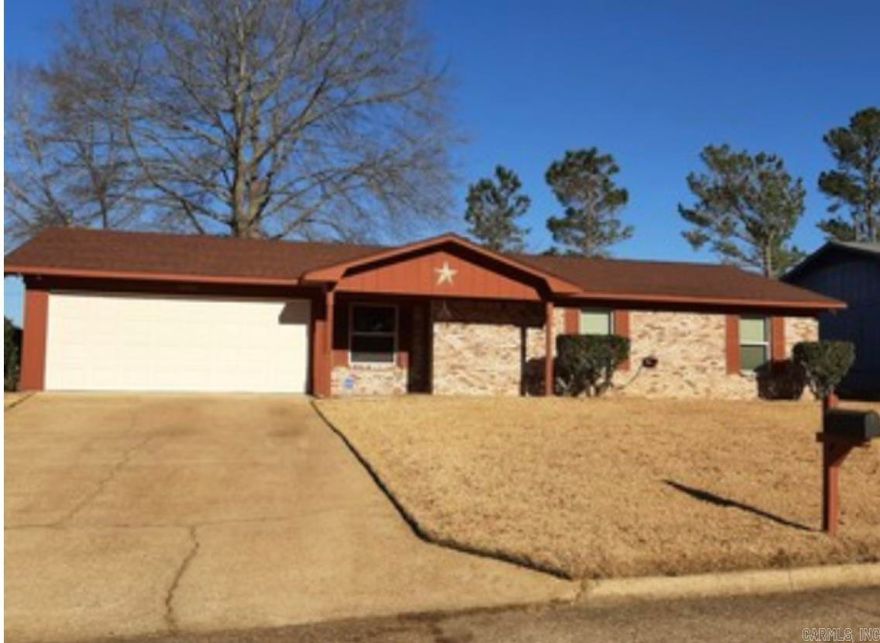 Well maintained  three bedroom home located in the Murmil Heights Subdivision .
