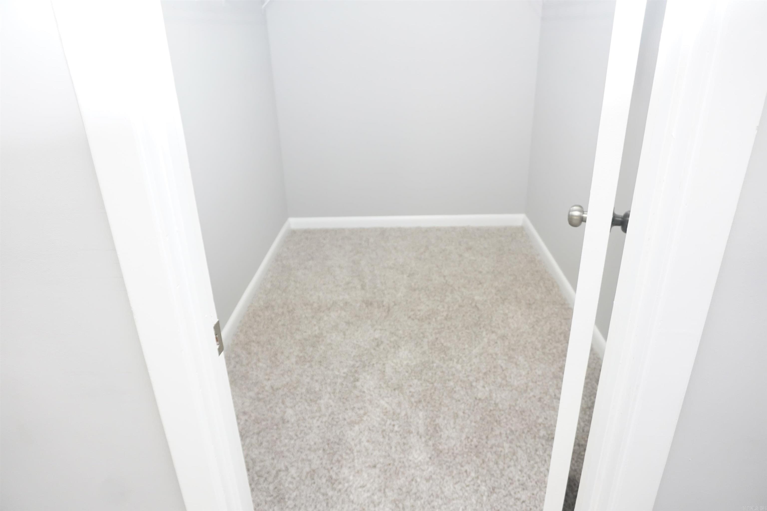 HAMILTON PLACE - Residential