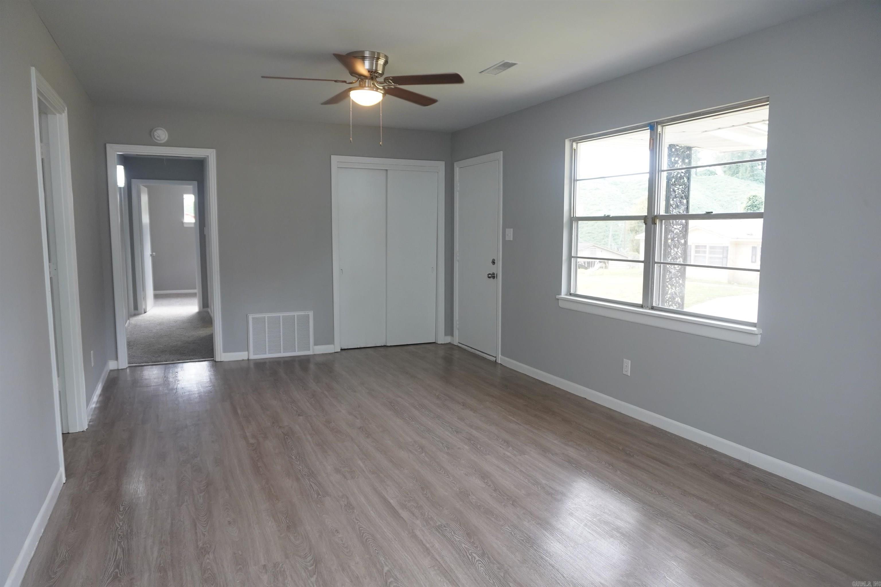 HAMILTON PLACE - Residential