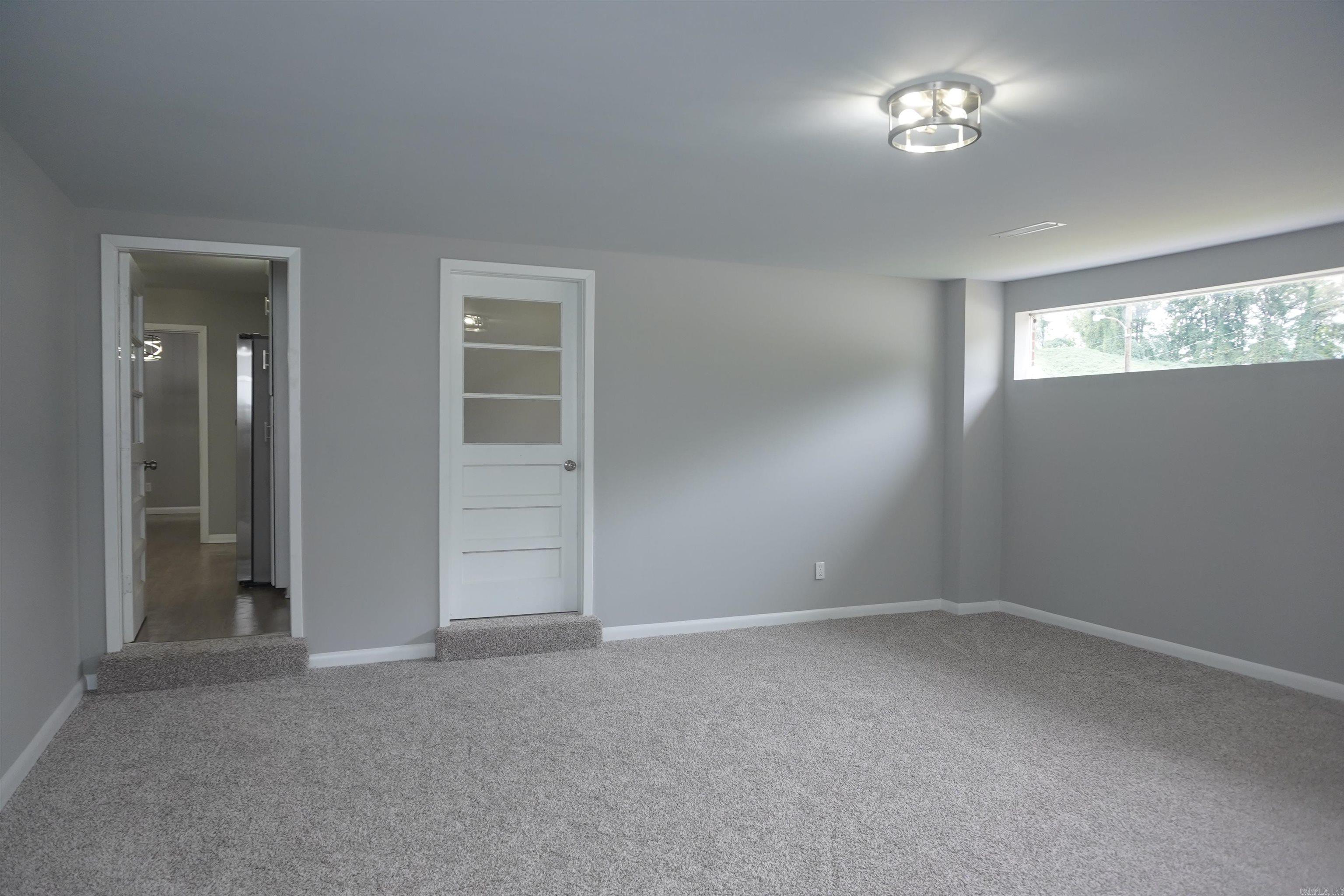 HAMILTON PLACE - Residential