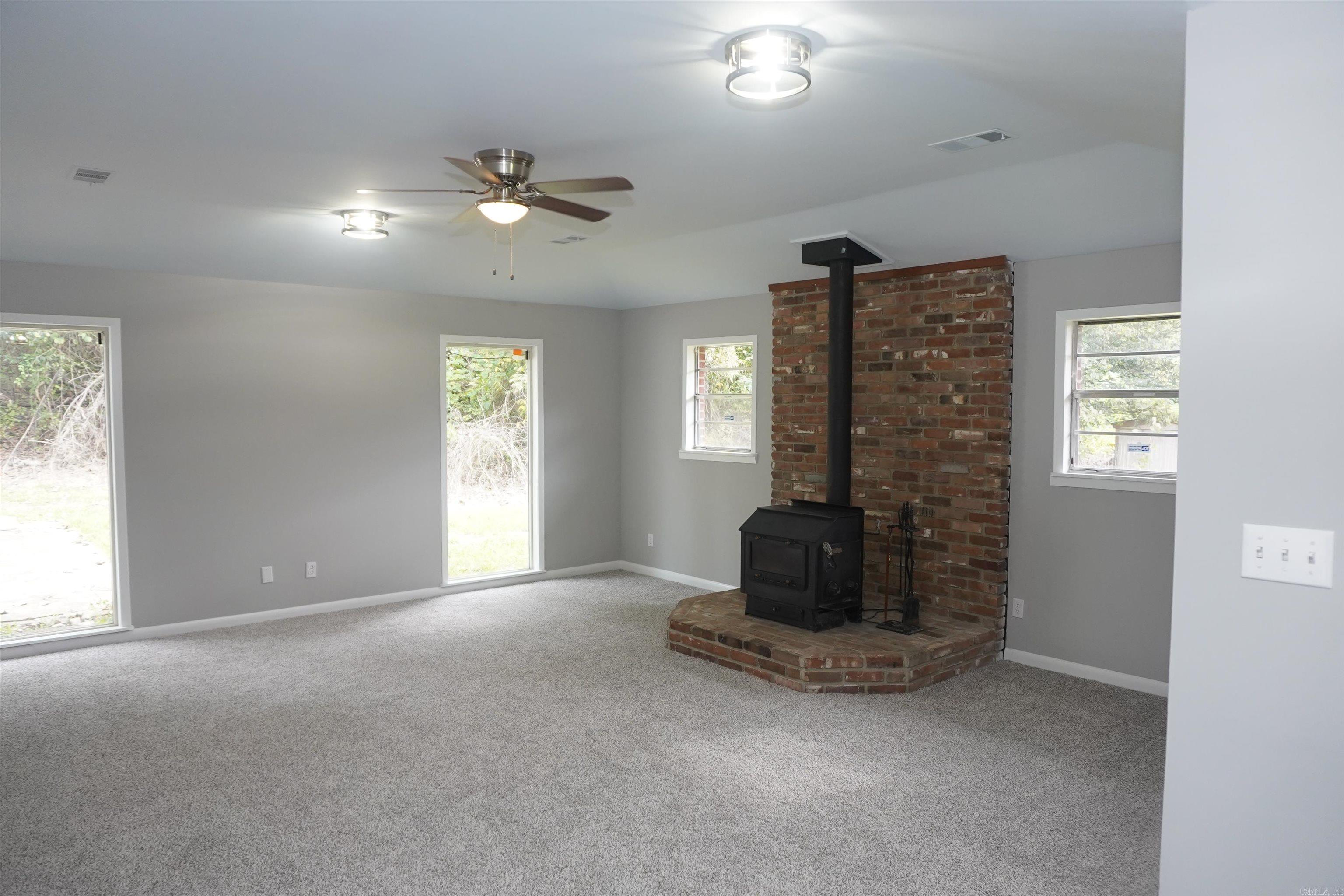 HAMILTON PLACE - Residential