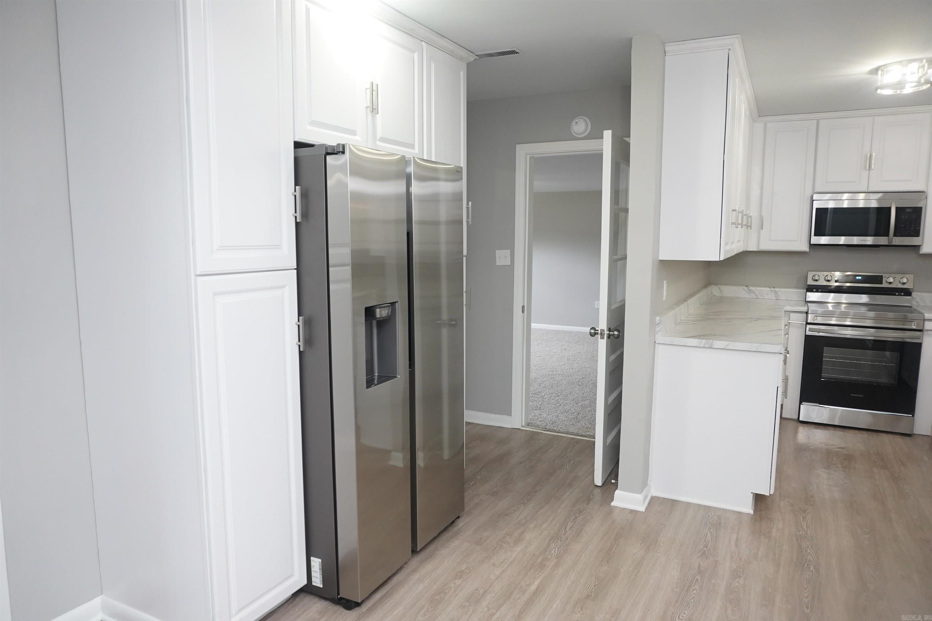 HAMILTON PLACE - Residential