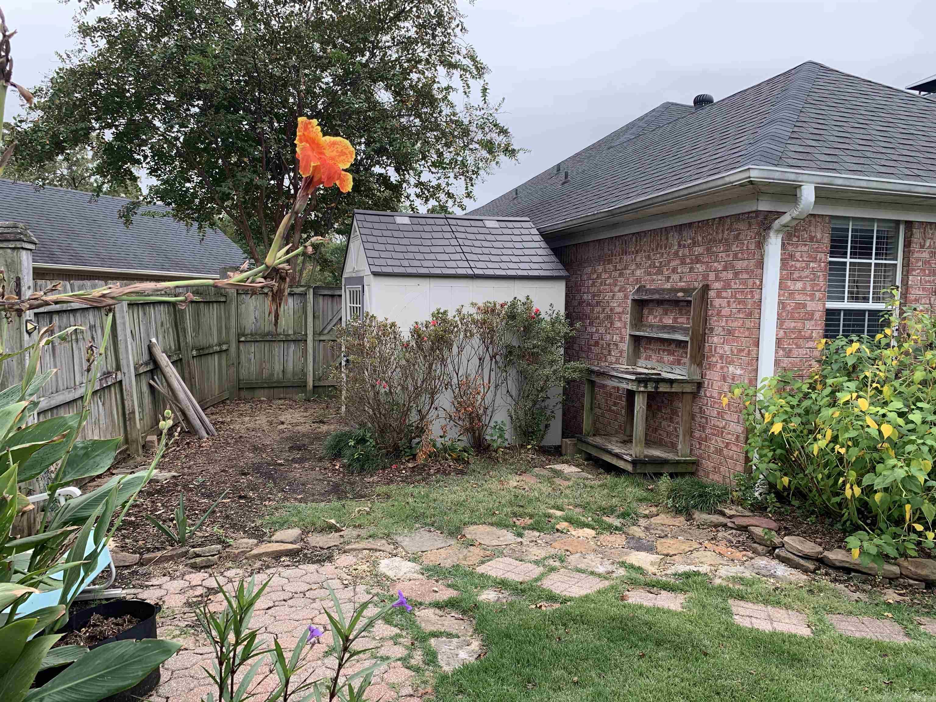 COUNTRY CLUB OF ARK THE - Residential