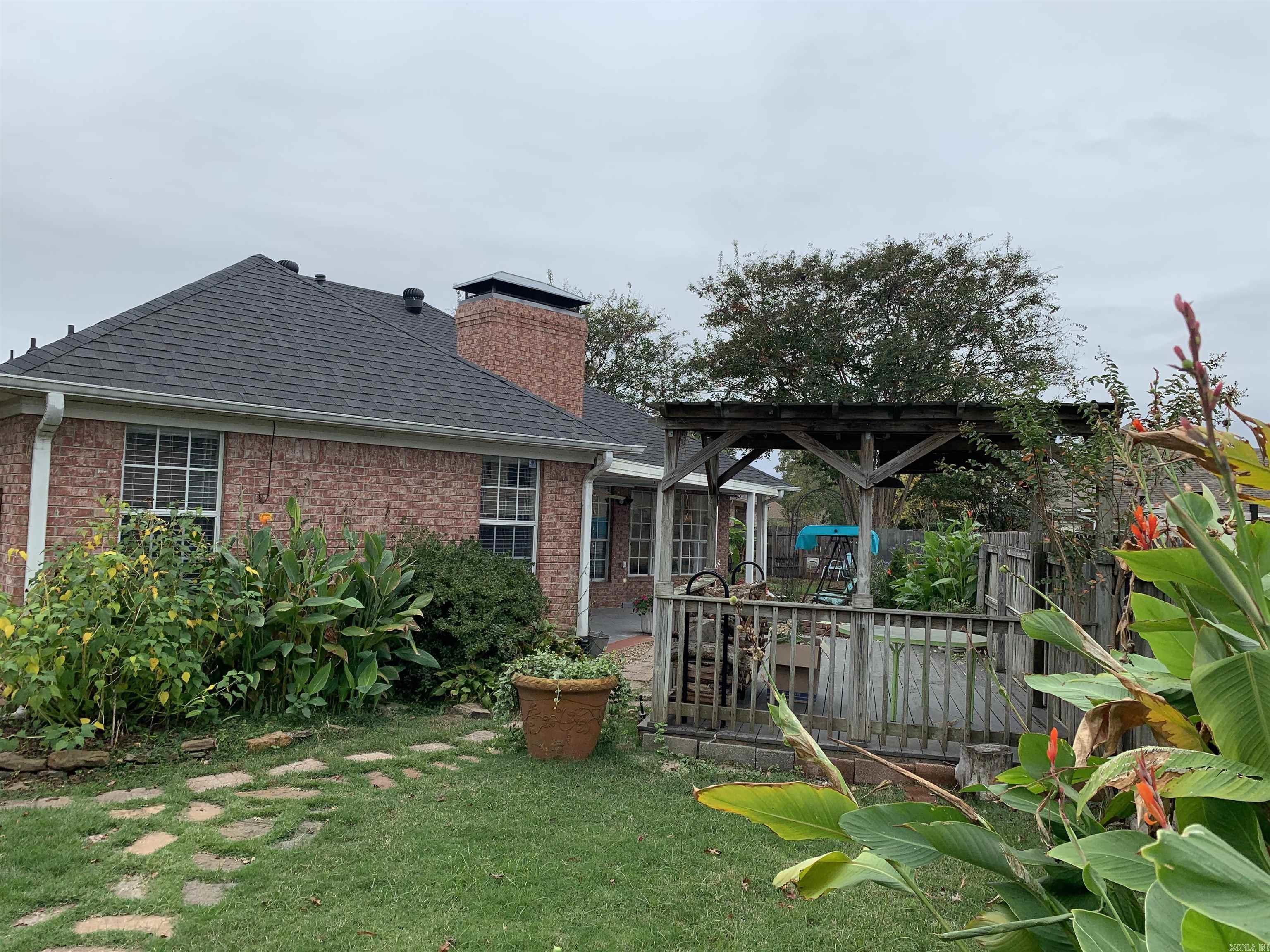 COUNTRY CLUB OF ARK THE - Residential