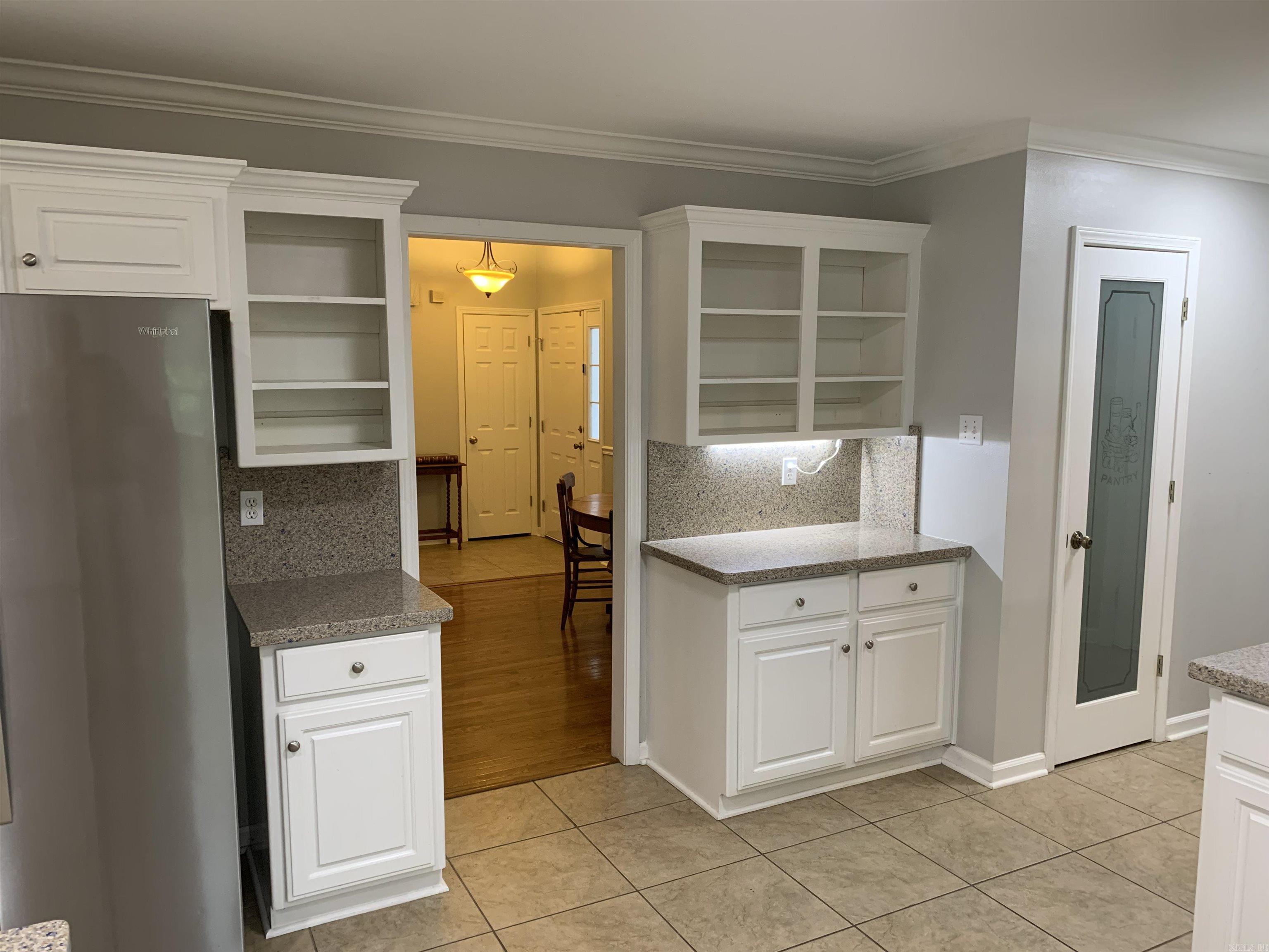 COUNTRY CLUB OF ARK THE - Residential