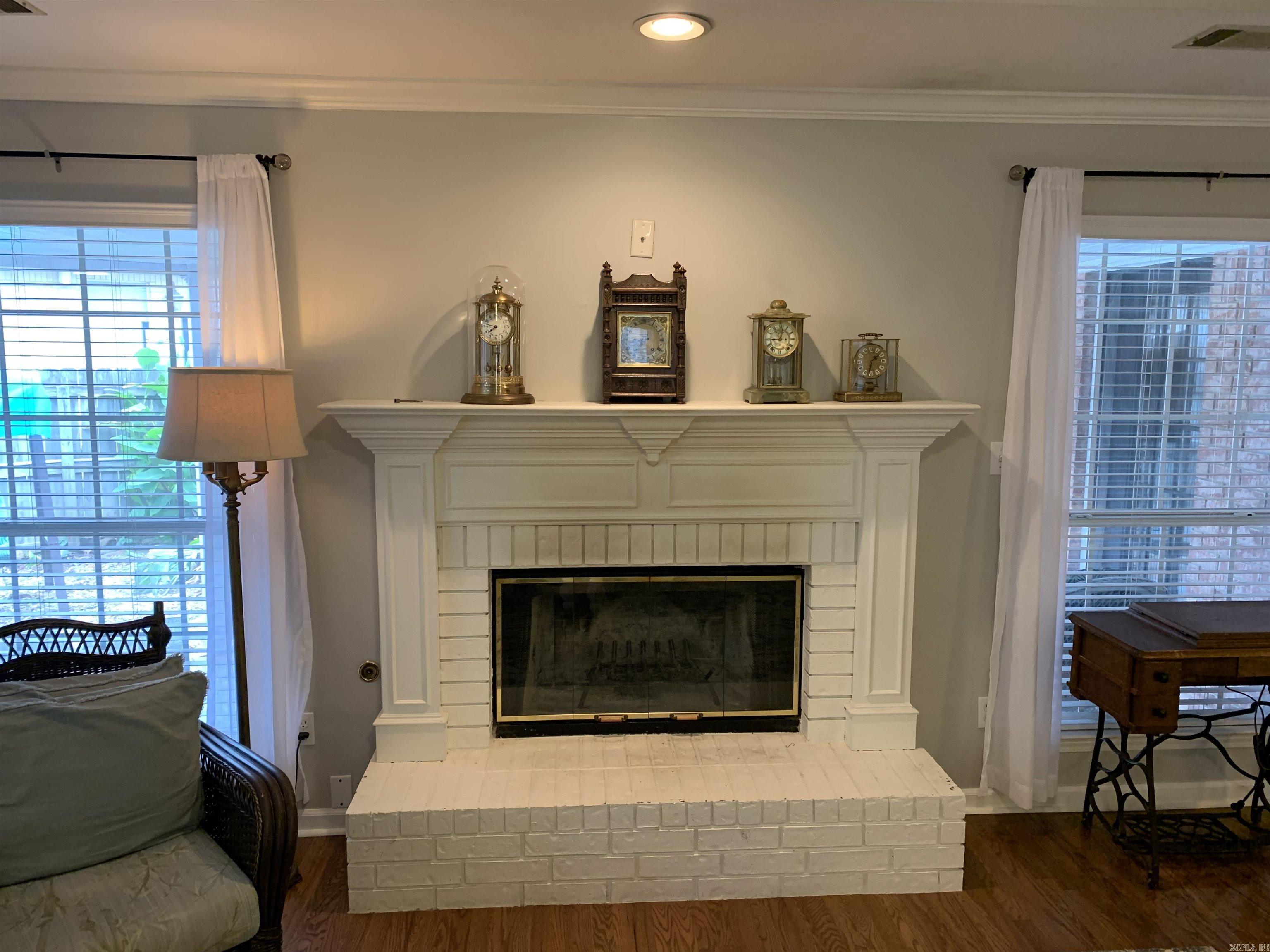 COUNTRY CLUB OF ARK THE - Residential