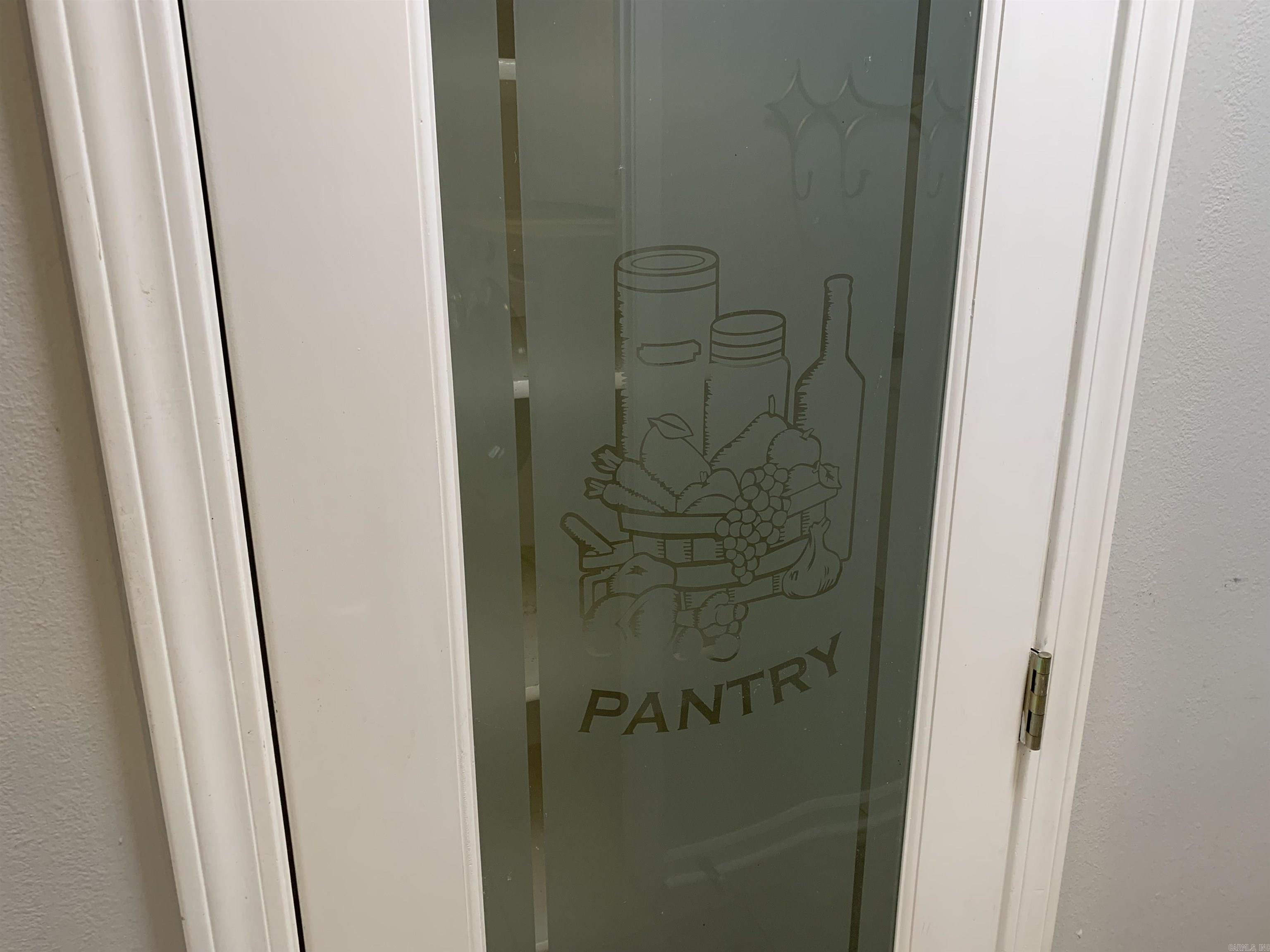 COUNTRY CLUB OF ARK THE - Residential