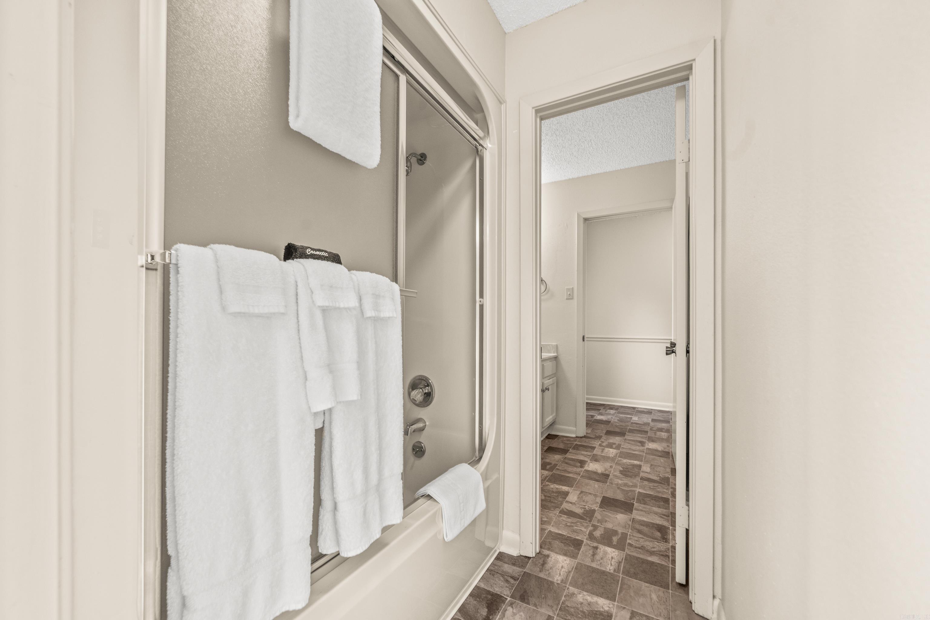 EMERALD ISLE HPR - Residential