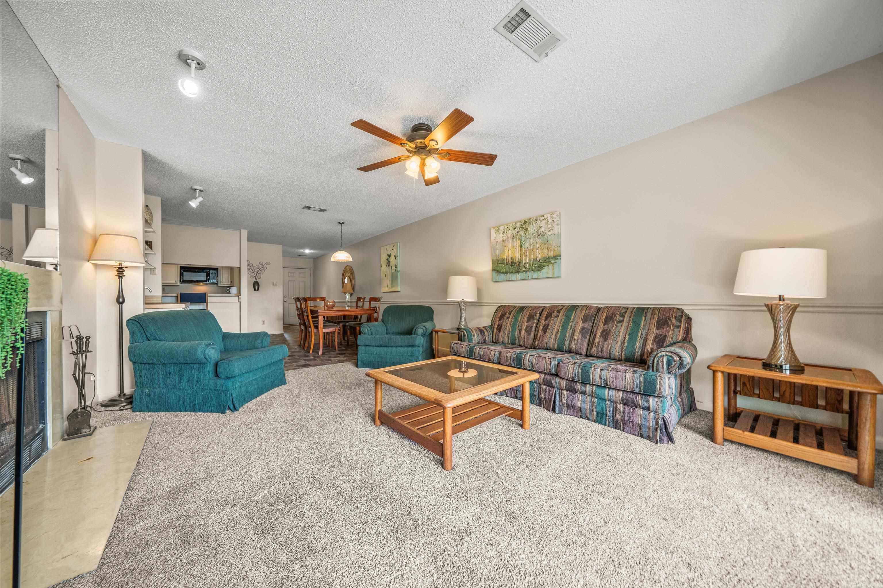 EMERALD ISLE HPR - Residential