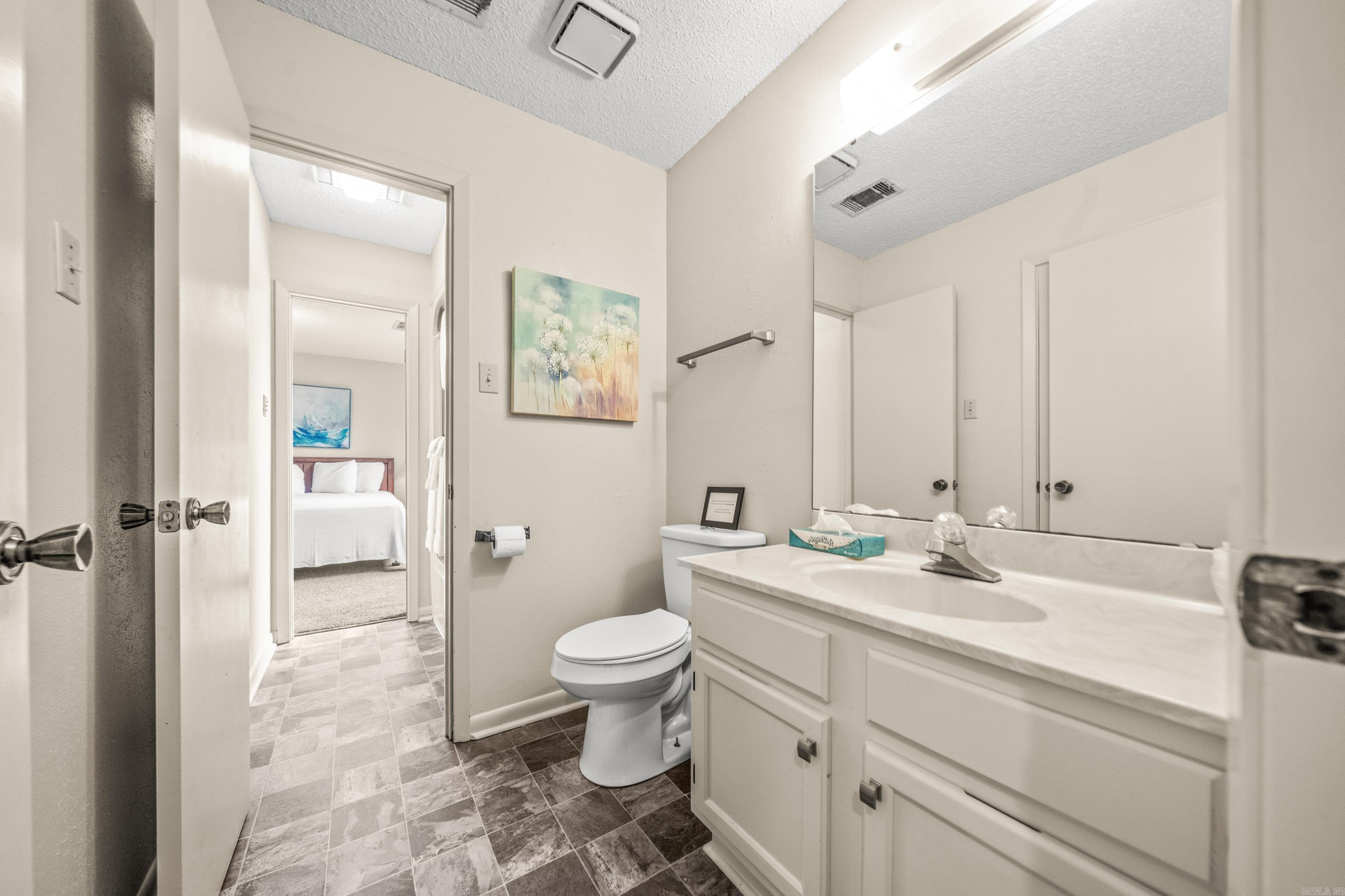 EMERALD ISLE HPR - Residential