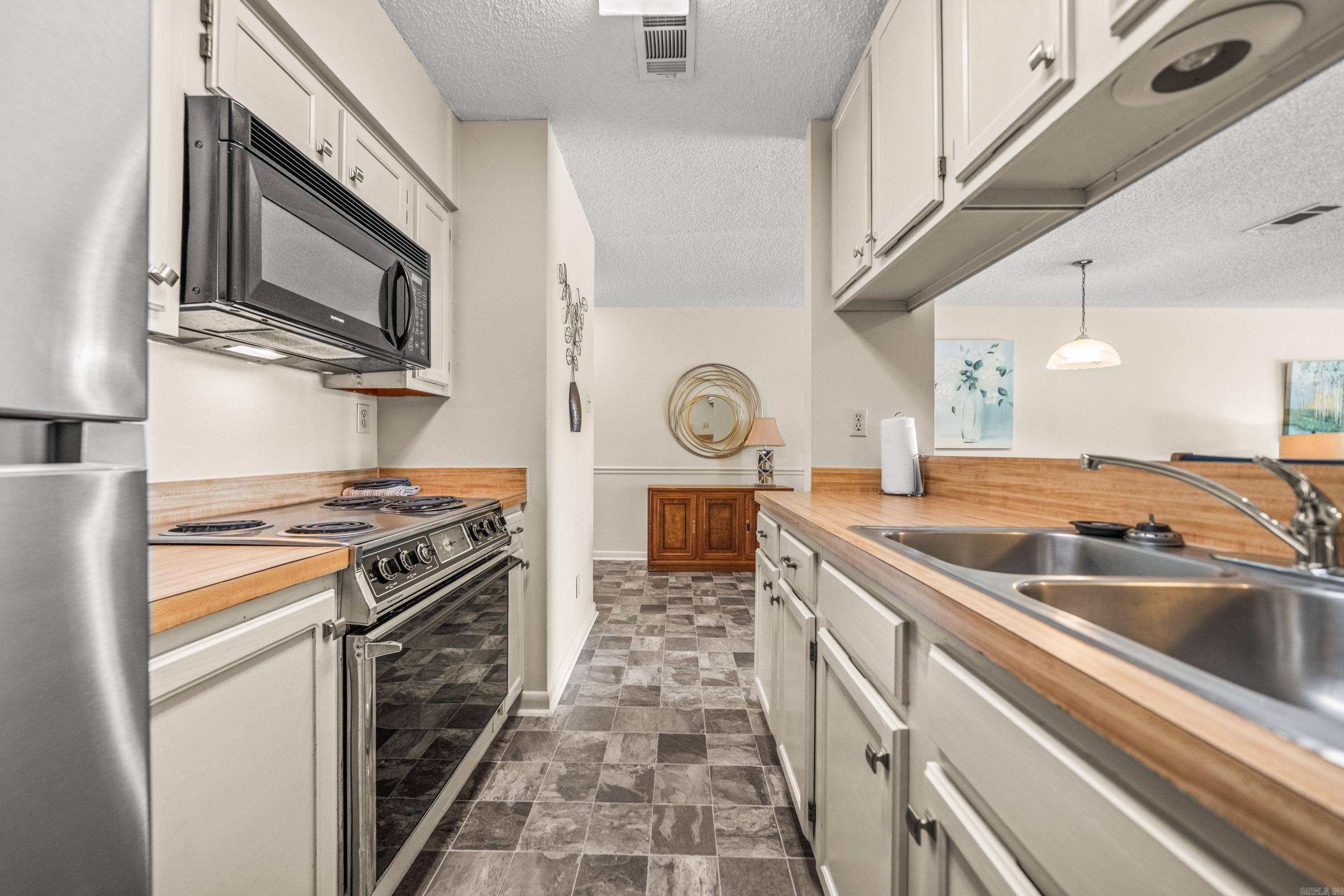 EMERALD ISLE HPR - Residential