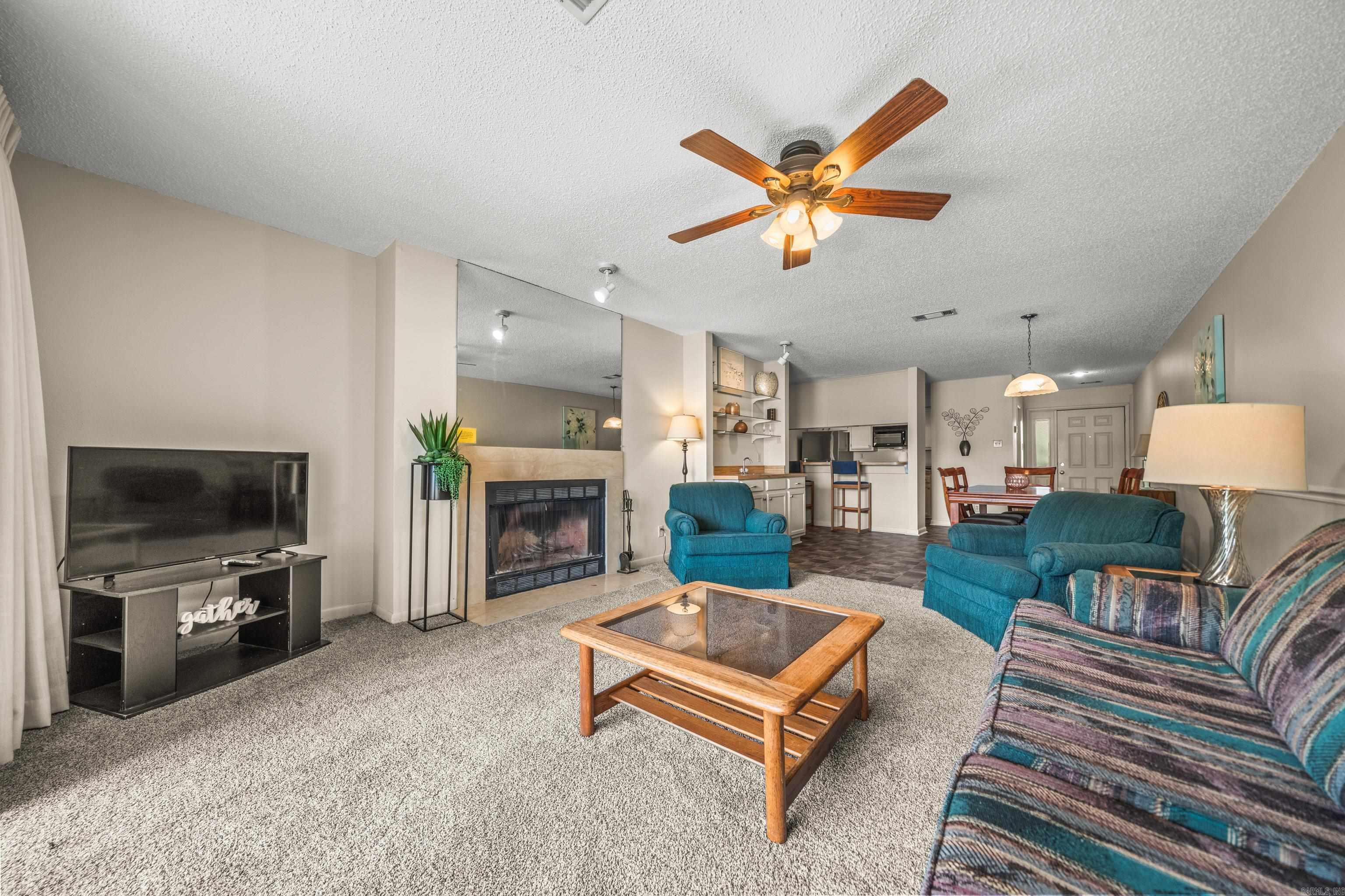 EMERALD ISLE HPR - Residential