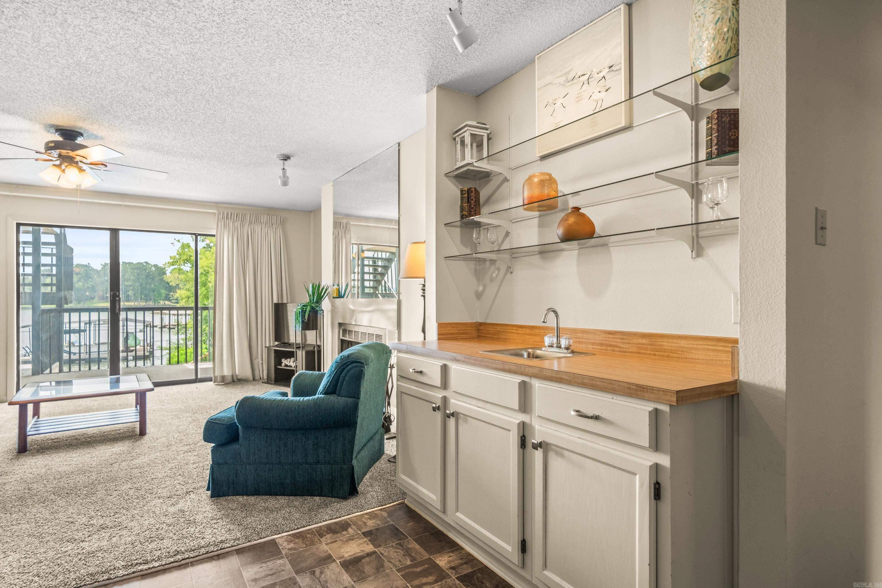 EMERALD ISLE HPR - Residential